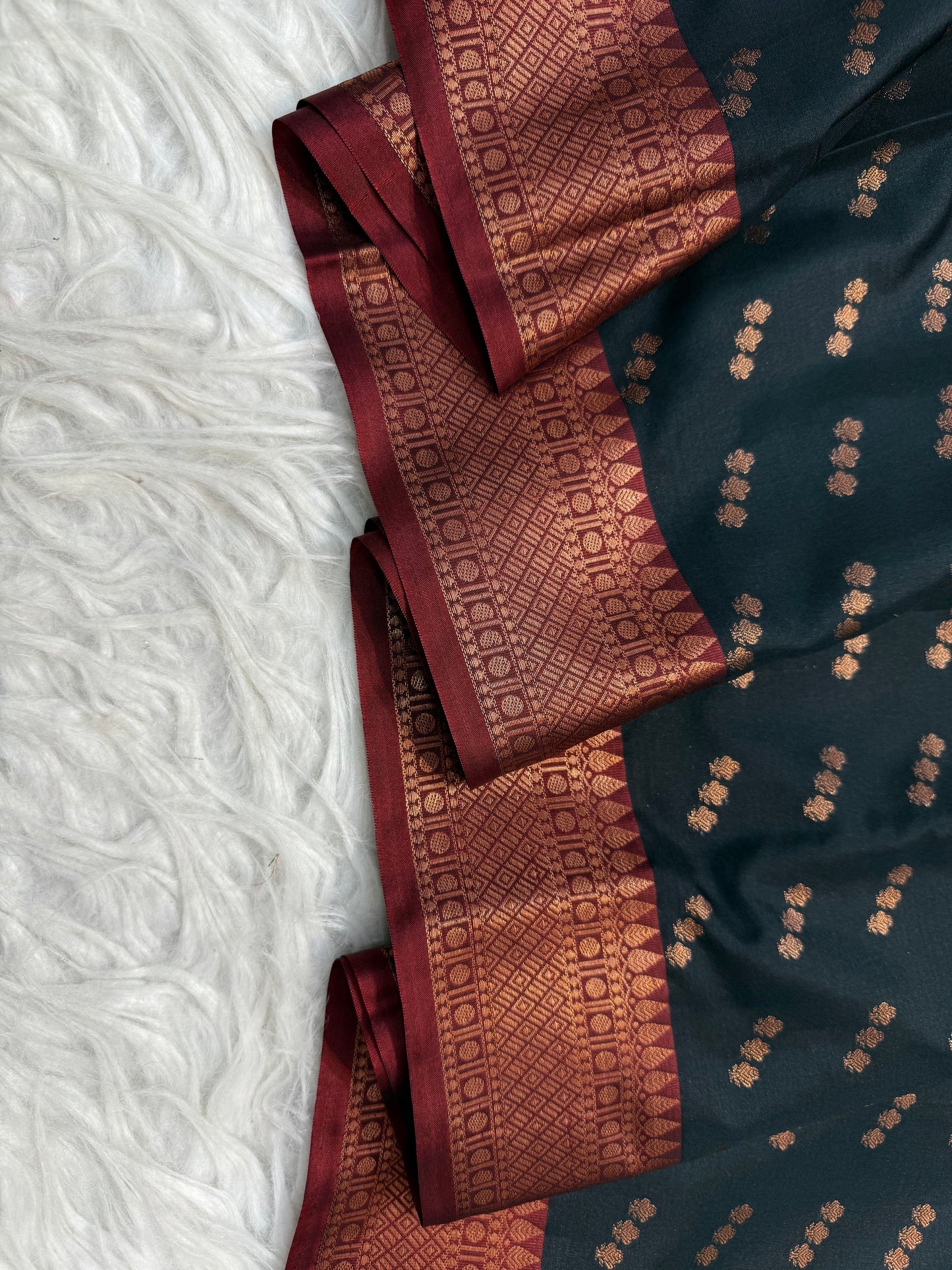 Black maroon shade premium soft silk Banarasi saree