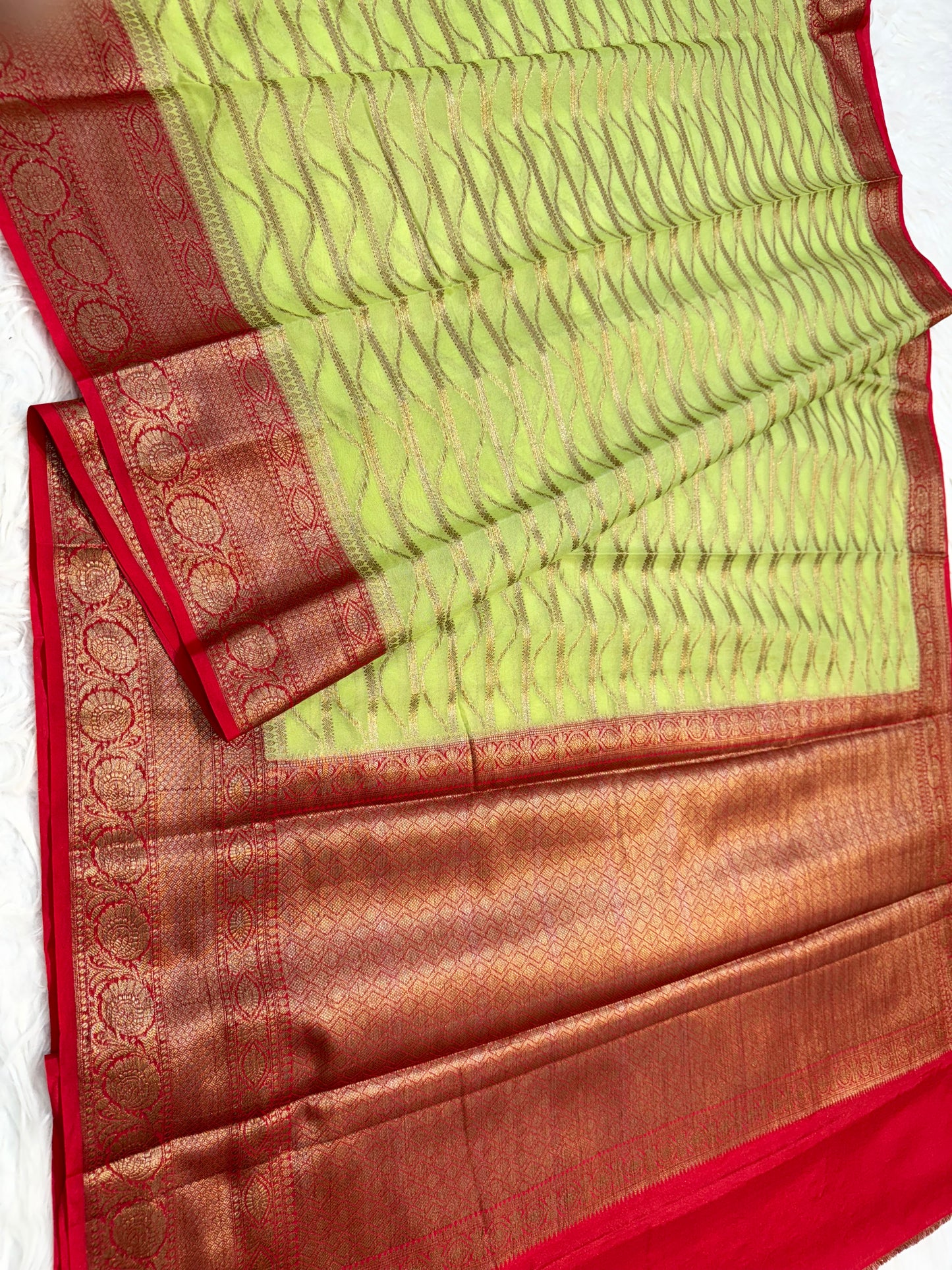 Pista green red shade georgatte Banarasi saree