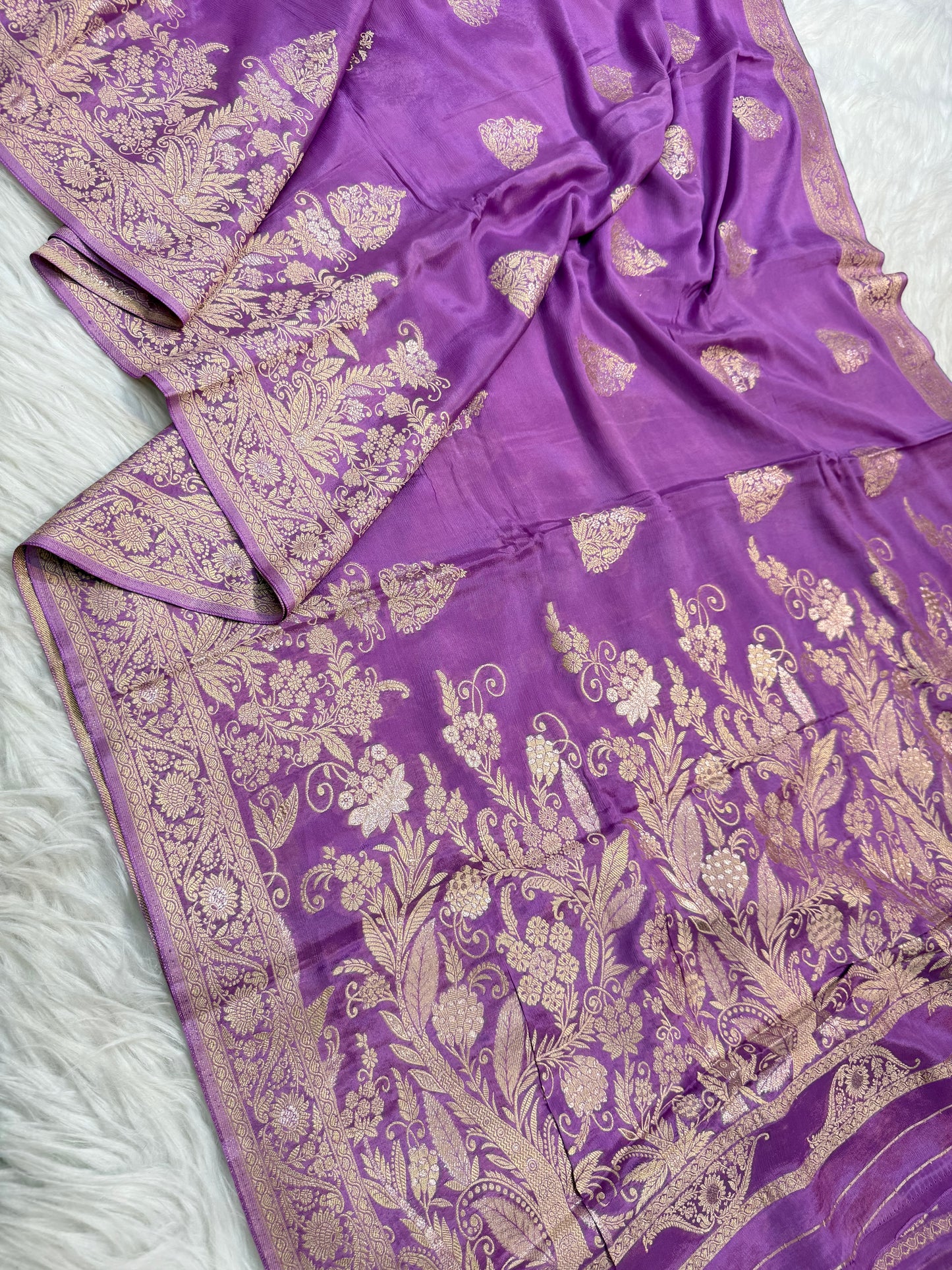 Purple shade Chinon Viscose premium saree