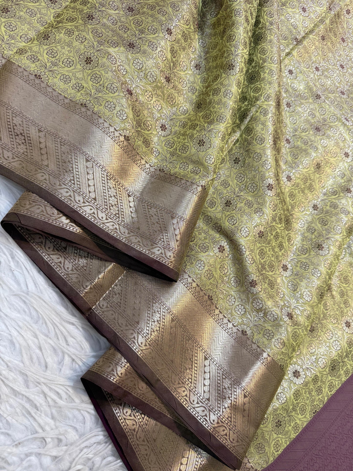 Tanchui Silk Premium Banarasi Saree