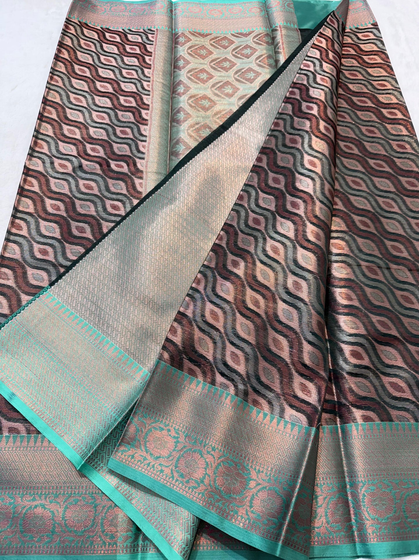 Multiple Tissue Silk Premium Banarasi Saree
