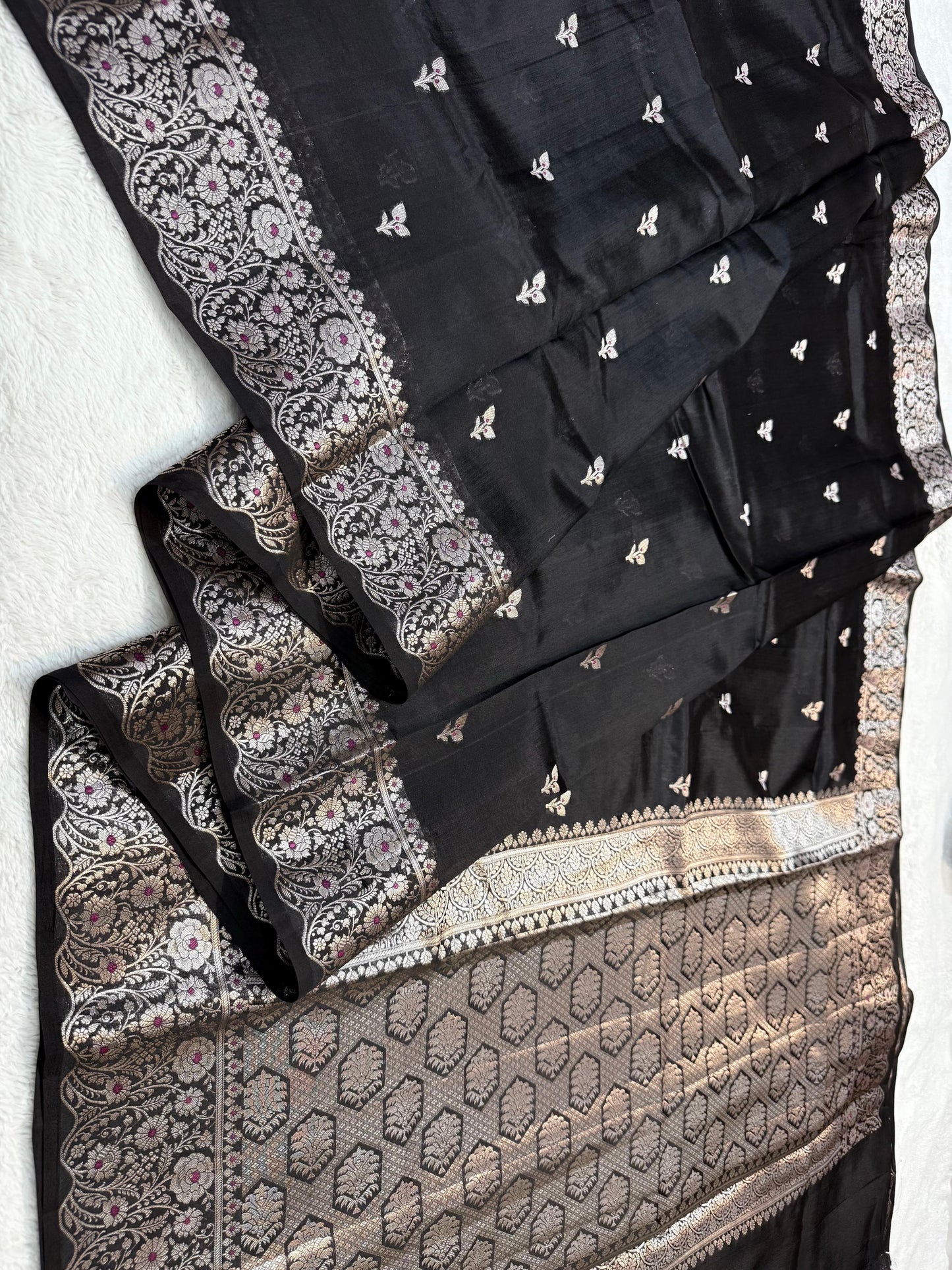 Black Shade Pure Green Mango Premium Banarasi Silk Saree