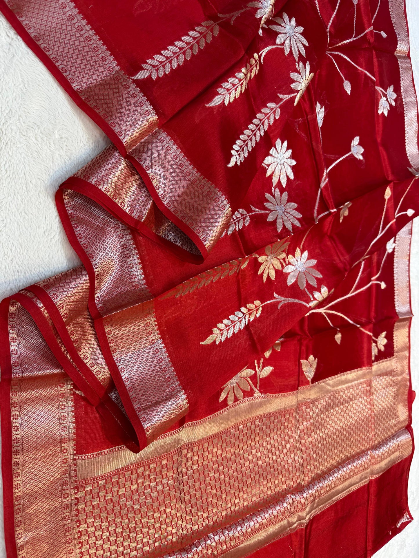 Red Shade Pure Viscose Premium Banarasi Silk Saree