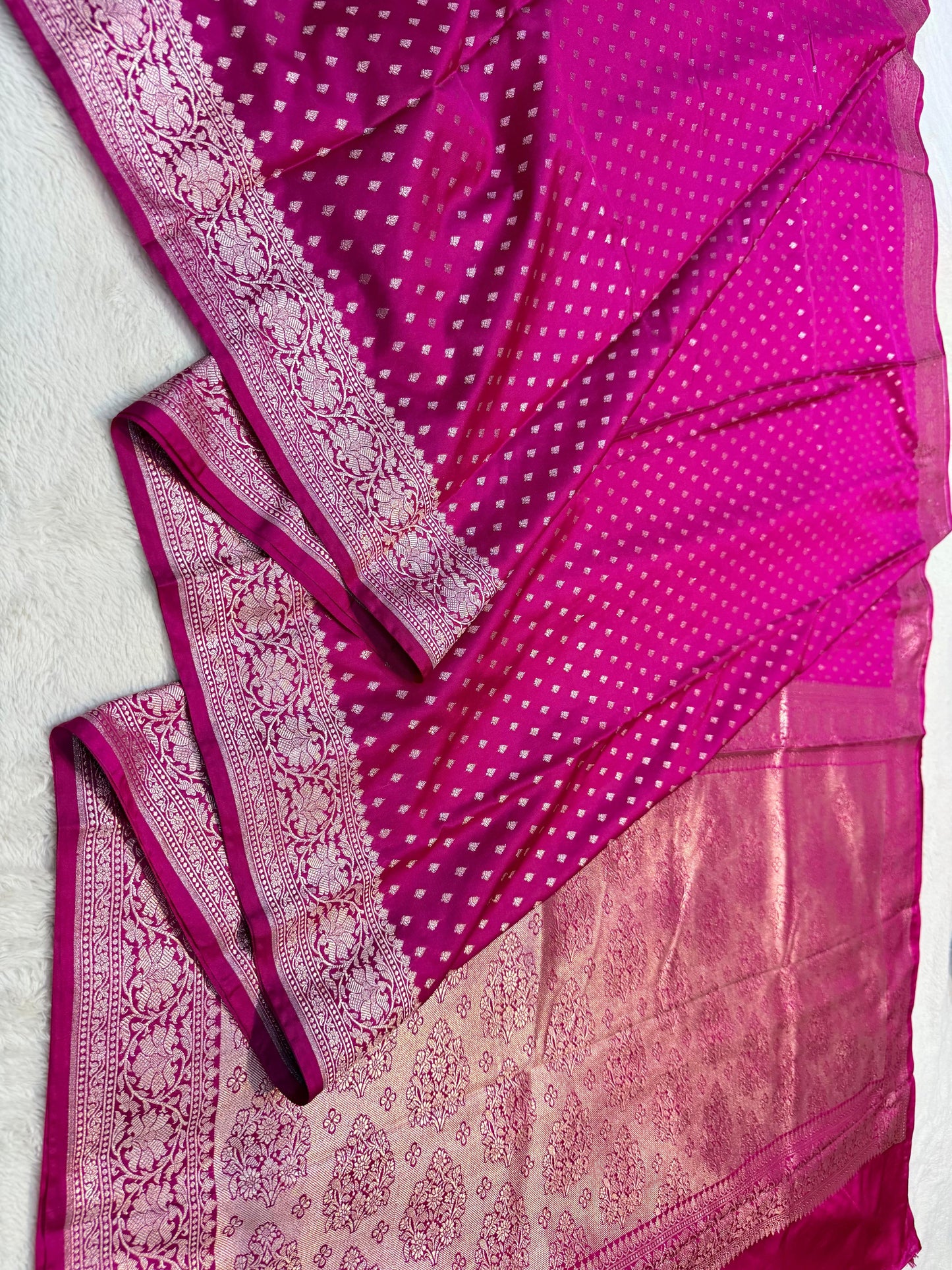 Deep Magenta Semi Mashru Banarasi Saree