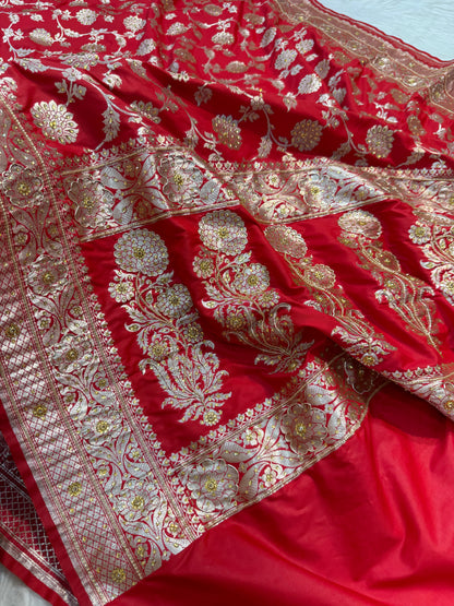 Banarasi satan katan ari & stone work saree