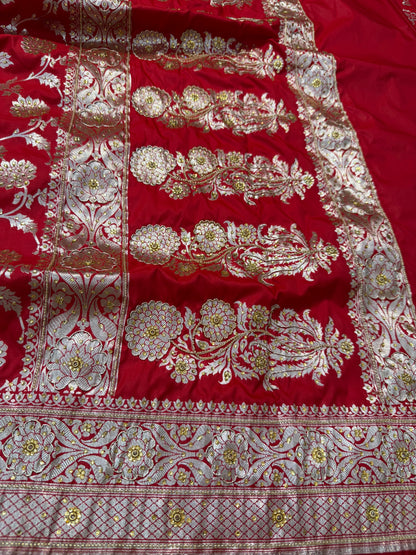 Banarasi satan katan ari & stone work saree