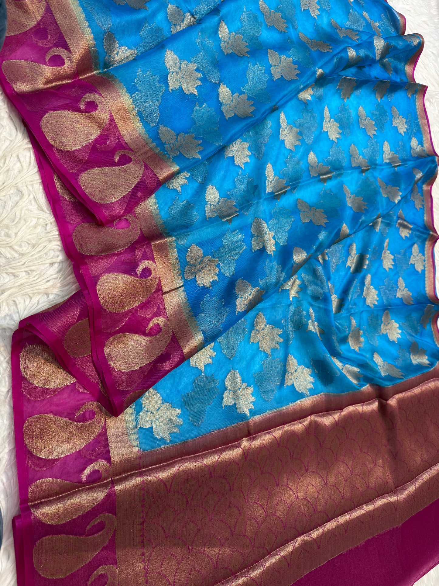 Firozi Royal pink warm silk premium Banarasi saree