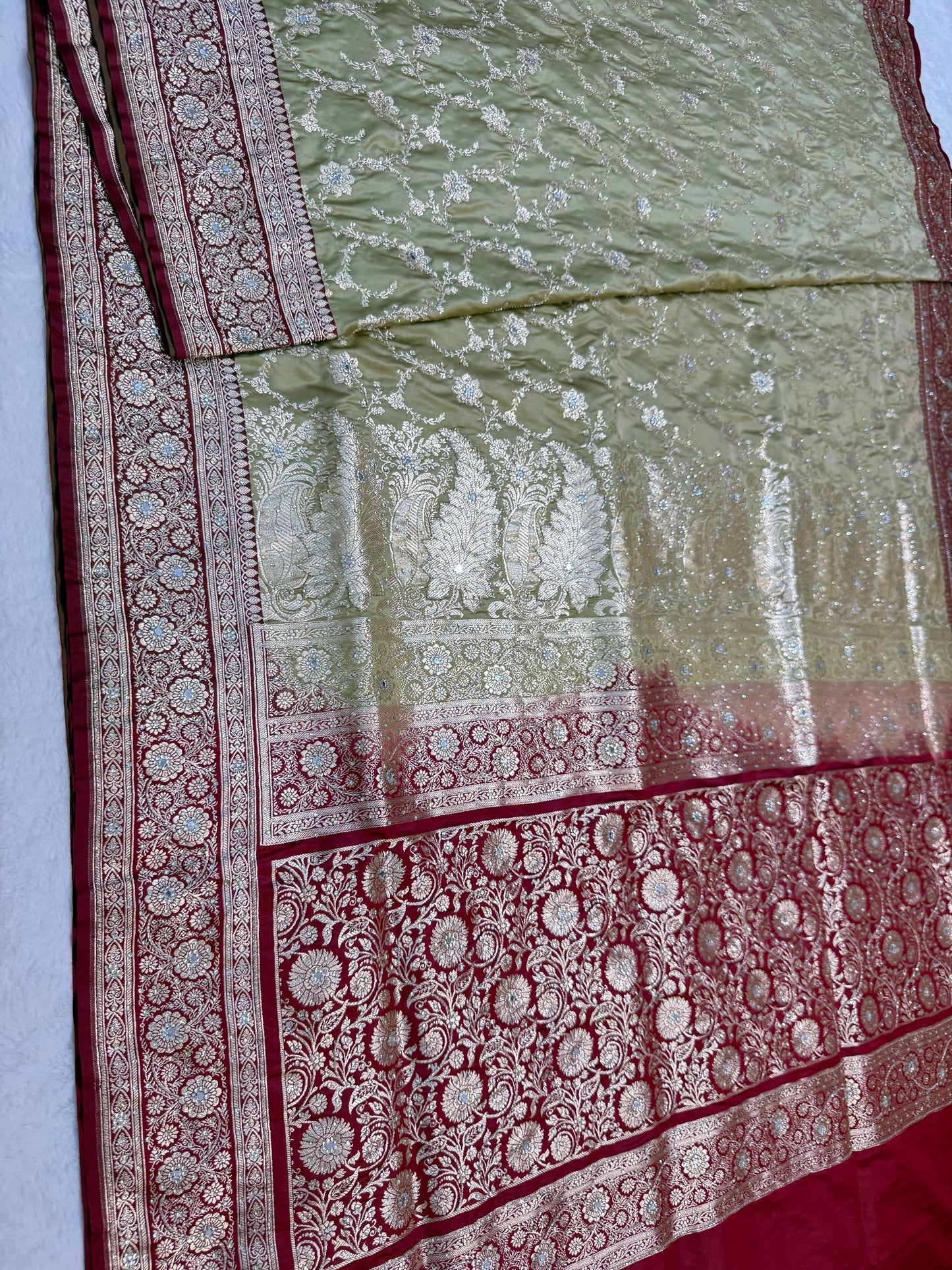 Pista green & maroon shade Bridal Satan katan ari & stone work Banarasi silk Saree