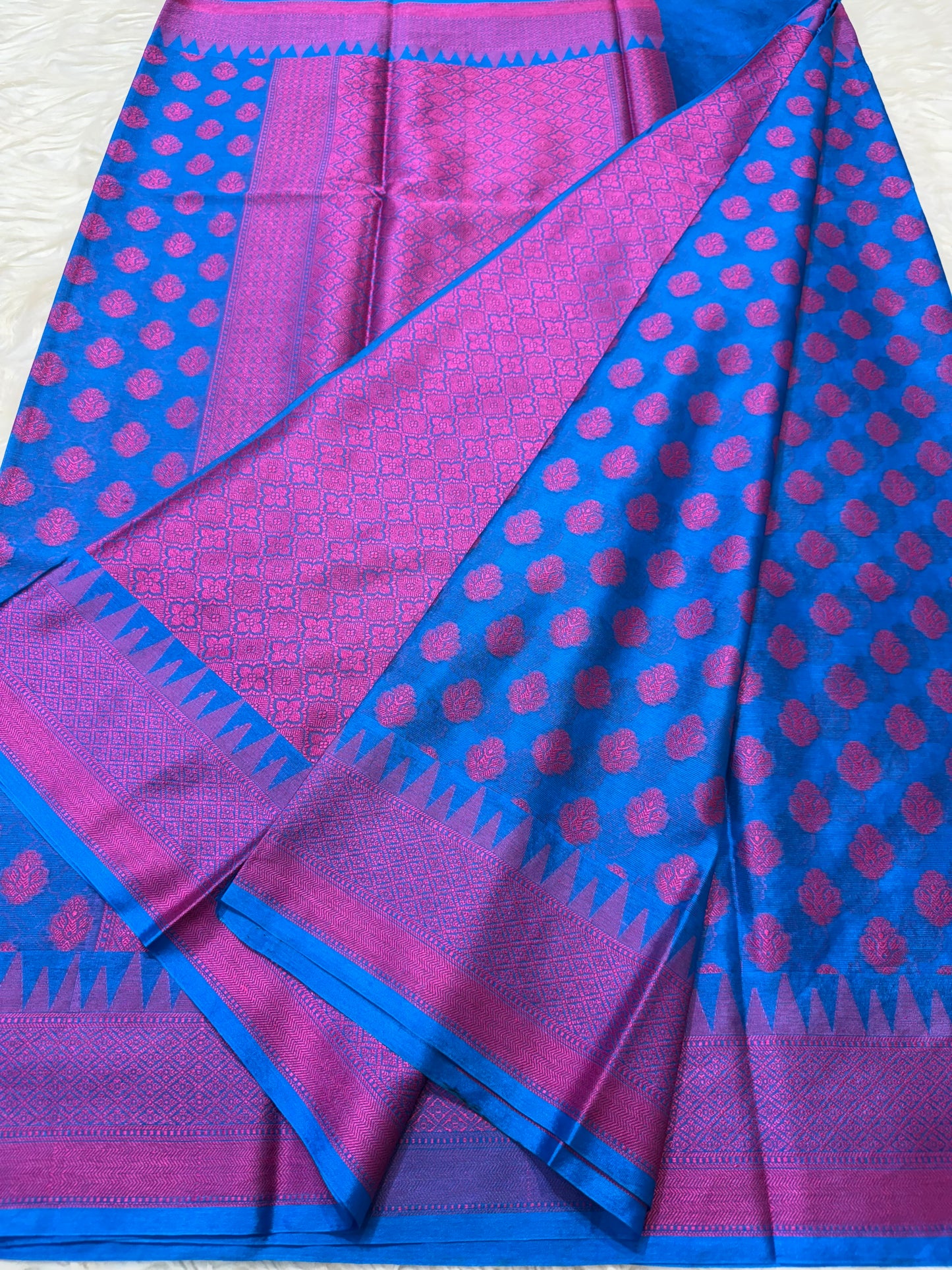 Blue shade warm silk premium Banarasi saree