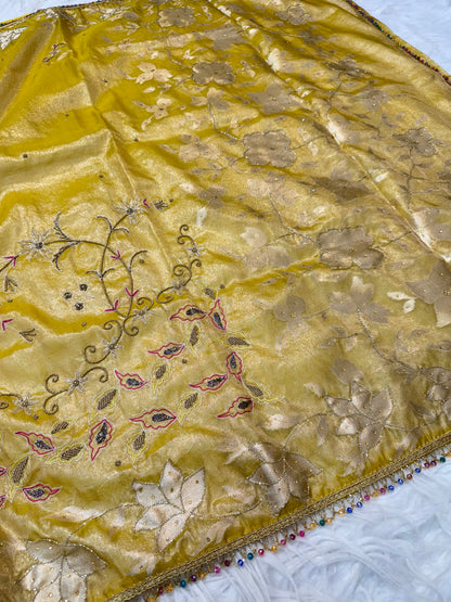 Yellow shade tissue ari & zardosi work designer premium Banarasi saree