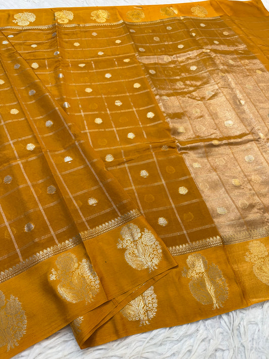 Gold shade  Raw mango soft silk banarasi saree