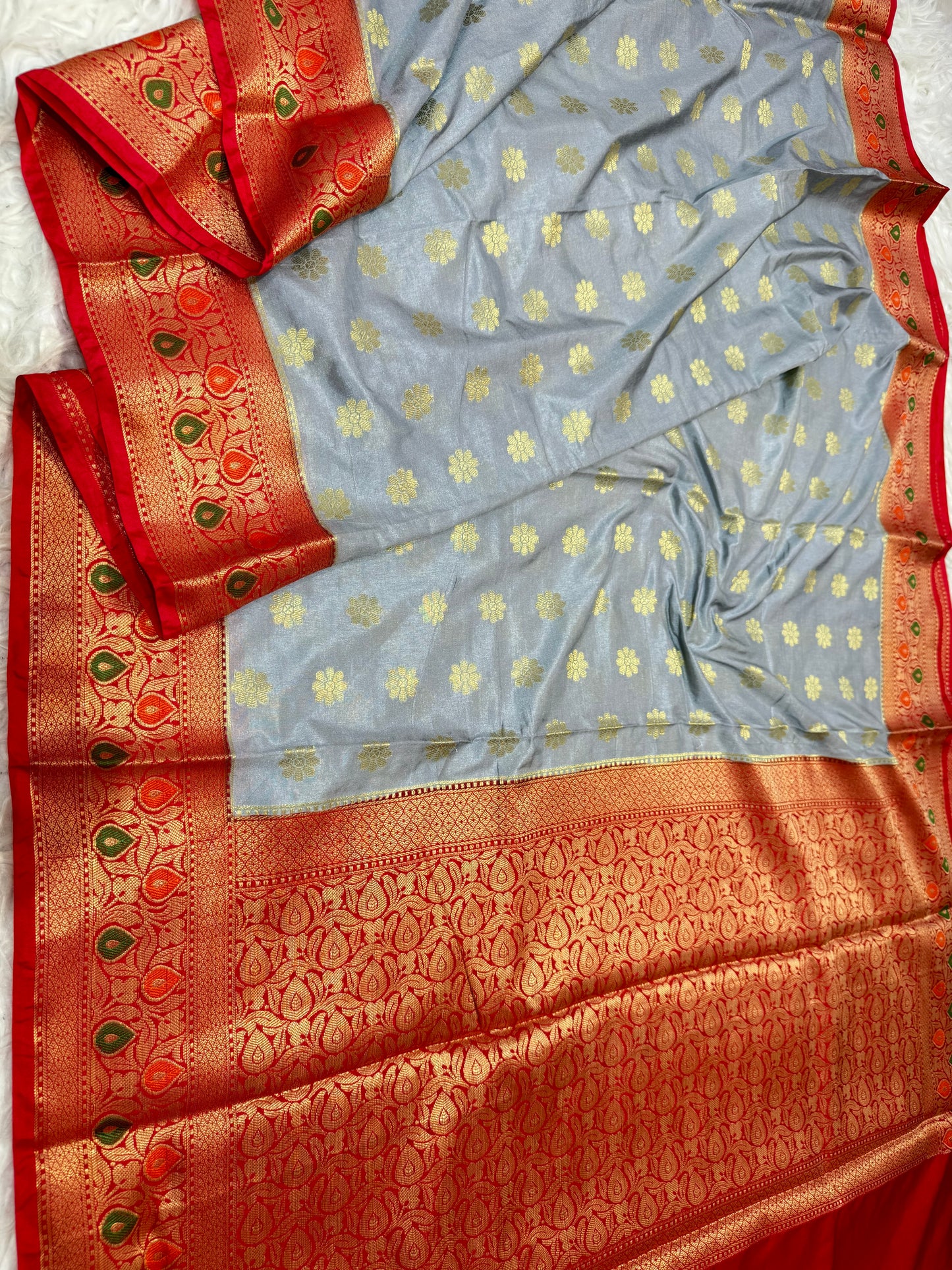Silver & red shade  Dupion Silk premium Banarasi Saree