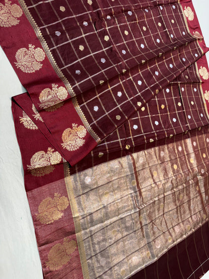 Wine & maroon shade raw mango  premium Banarasi saree