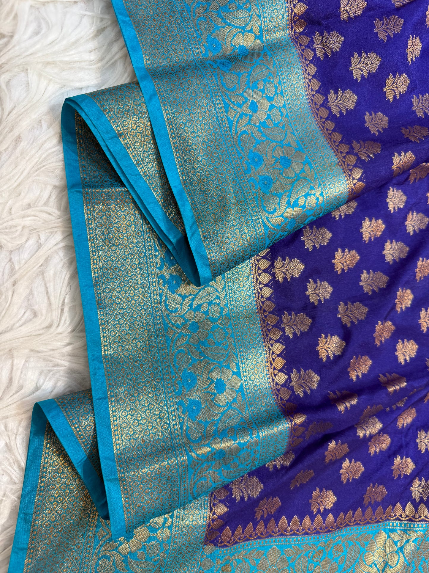Royal blue & firozi shade  Dupion Silk premium Banarasi Saree