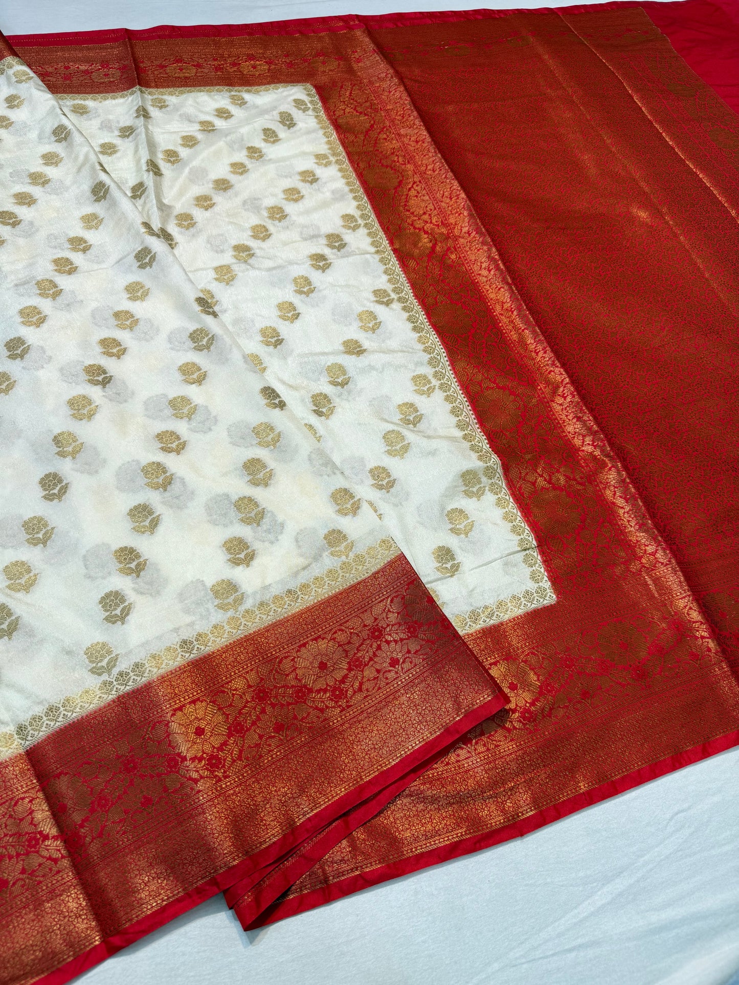 Off white red  shade Dupion Silk premium Banarasi Saree