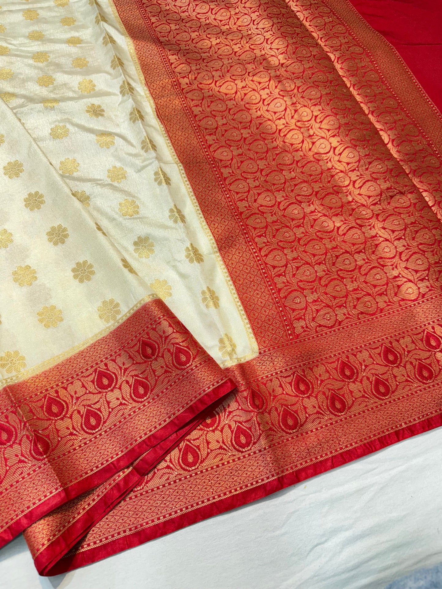 Off white & red shade  Dupion Silk premium Banarasi Saree