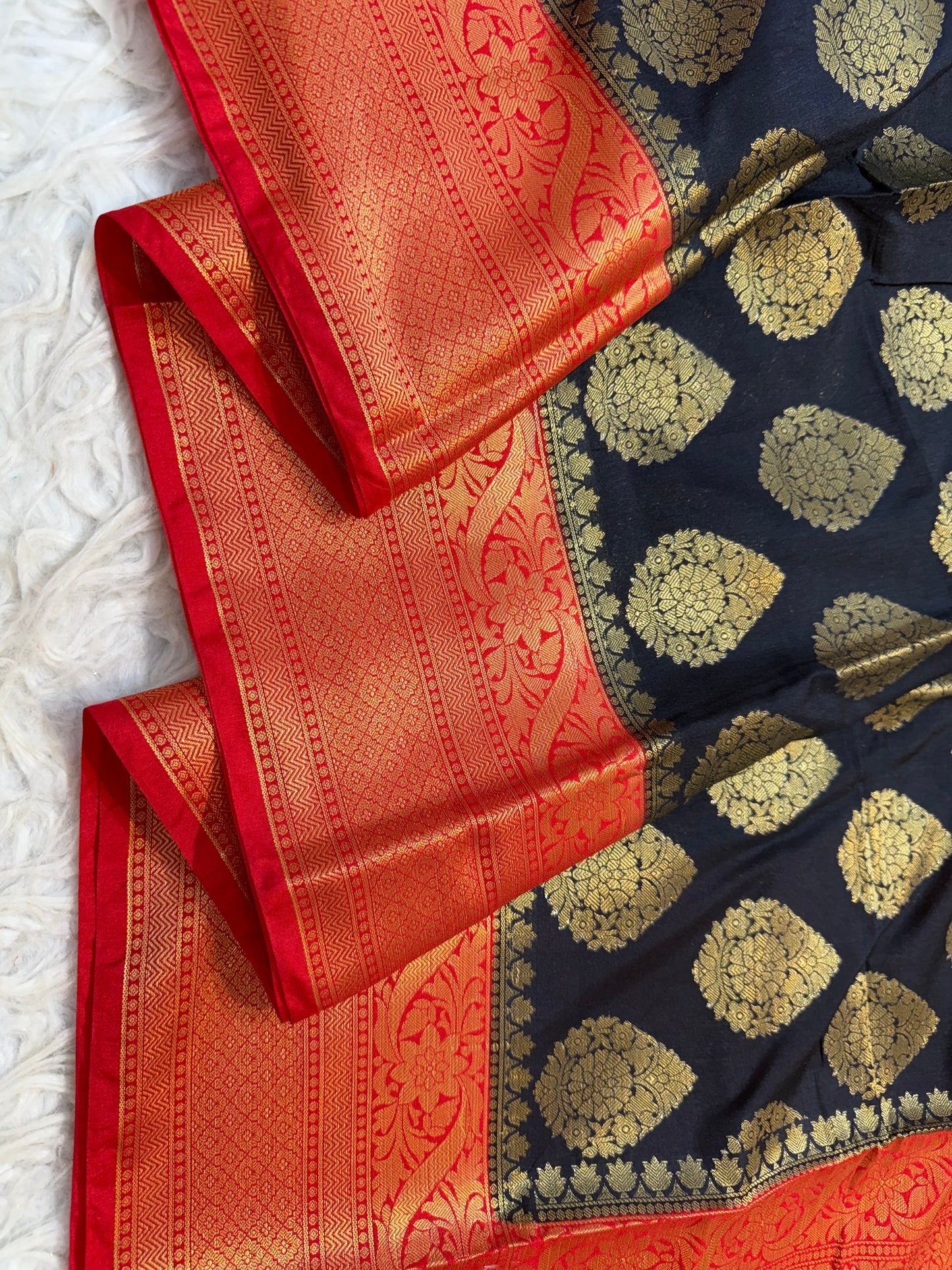 Black & red shade Dupion Silk Banarasi Saree 