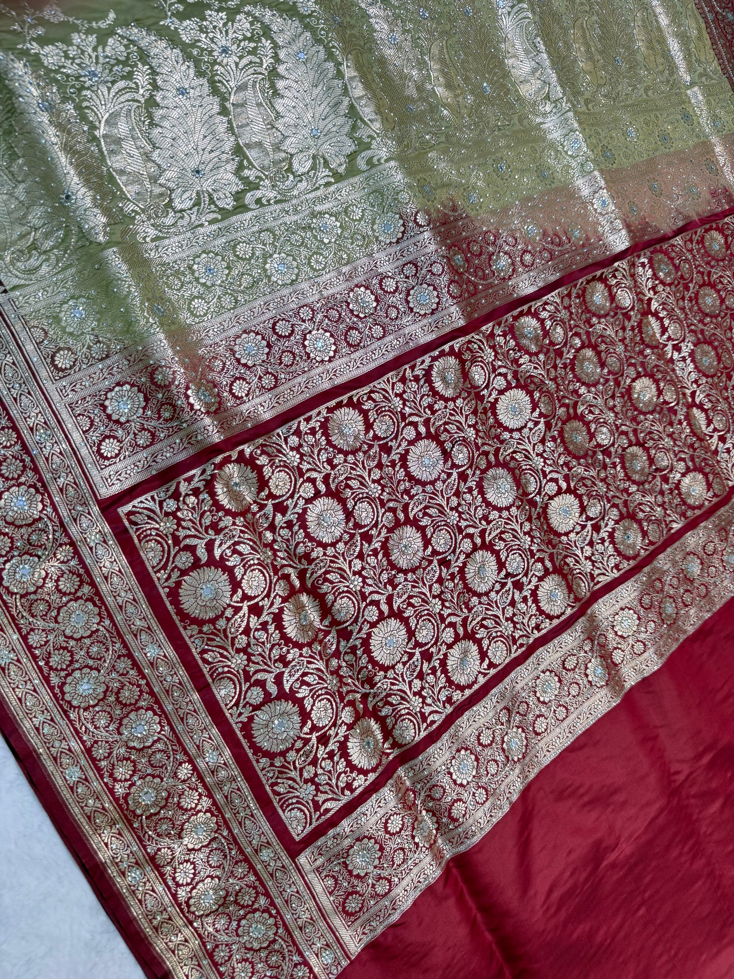 Pista green & maroon shade Bridal Satan katan ari & stone work Banarasi silk Saree