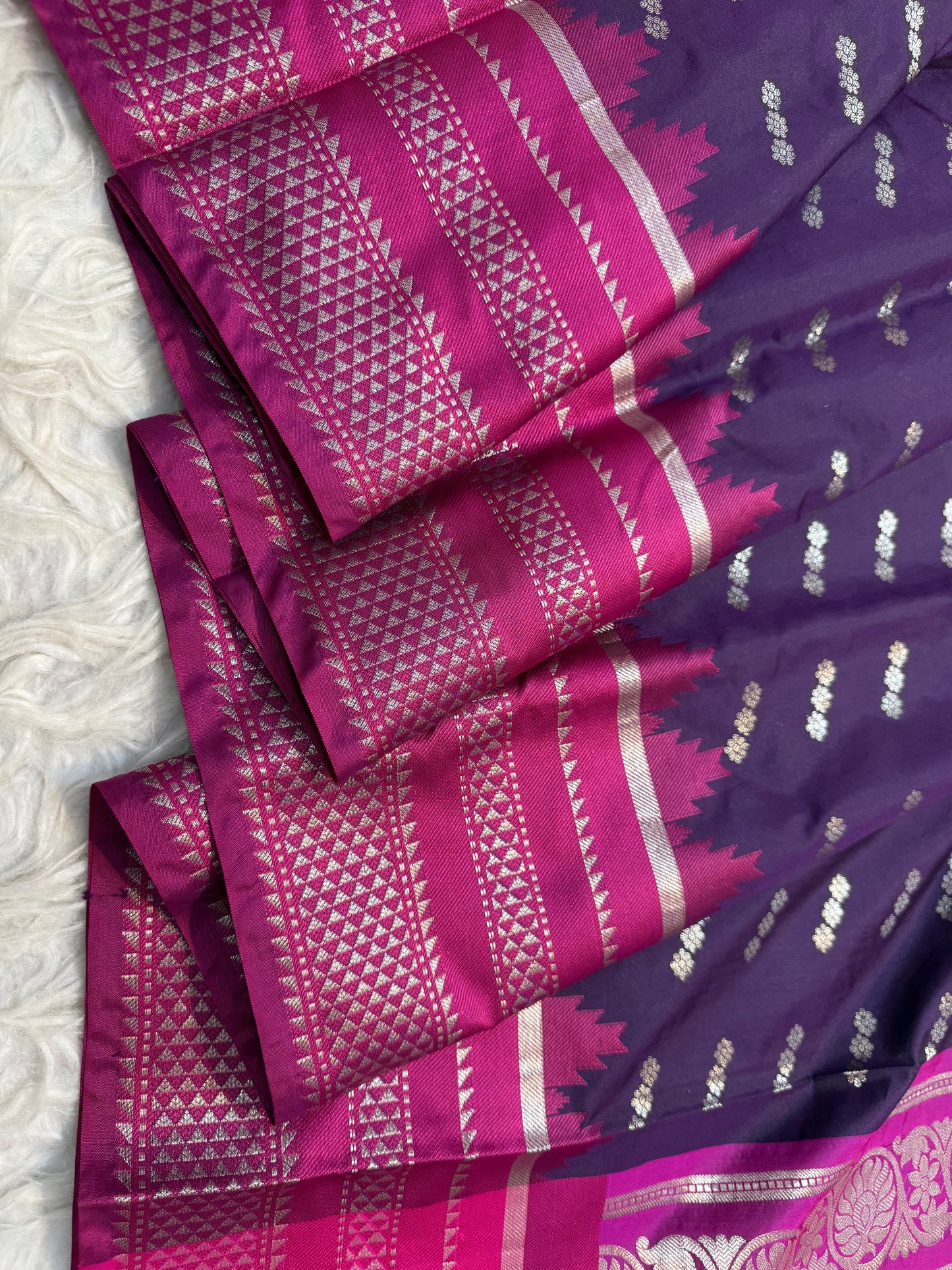 Magenta royal pink shade premium soft silk Banarasi saree