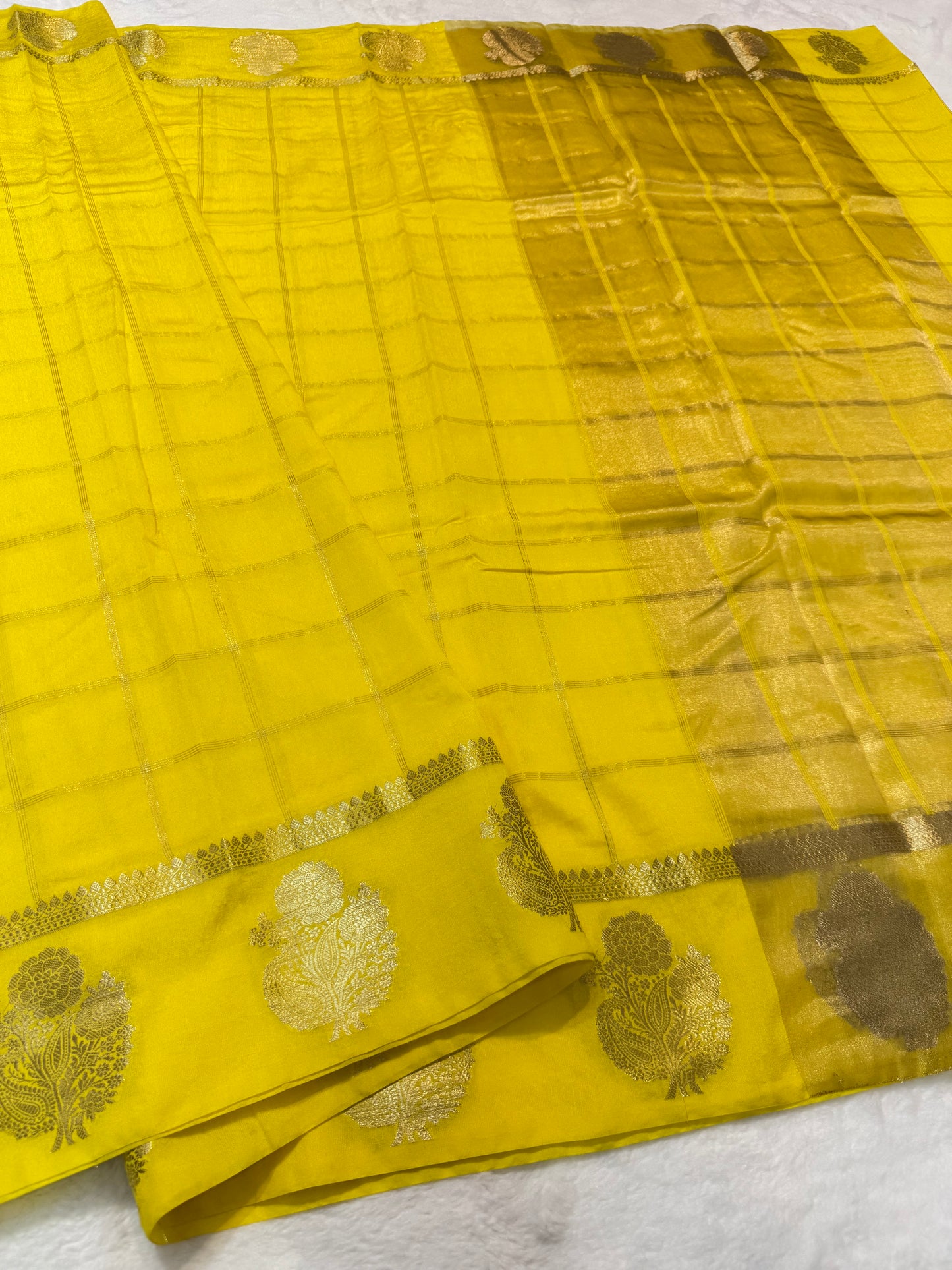 Yellow pink  shade raw mango  premium Banarasi saree