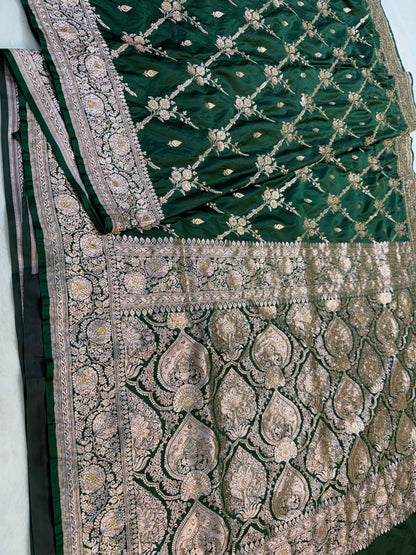 Bottel green shade Bridal Mashru ari & stone Silk Banarasi Saree
