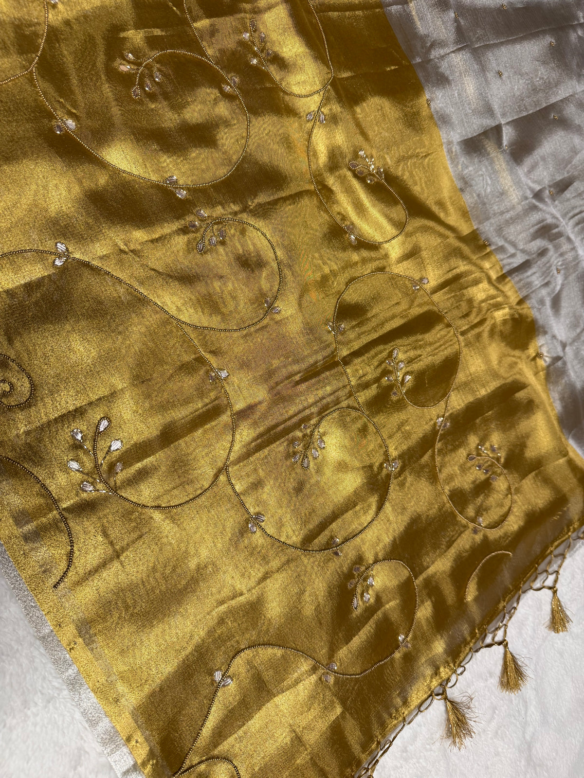 Sona chandi premium tissue designer hand work Banarasi saree