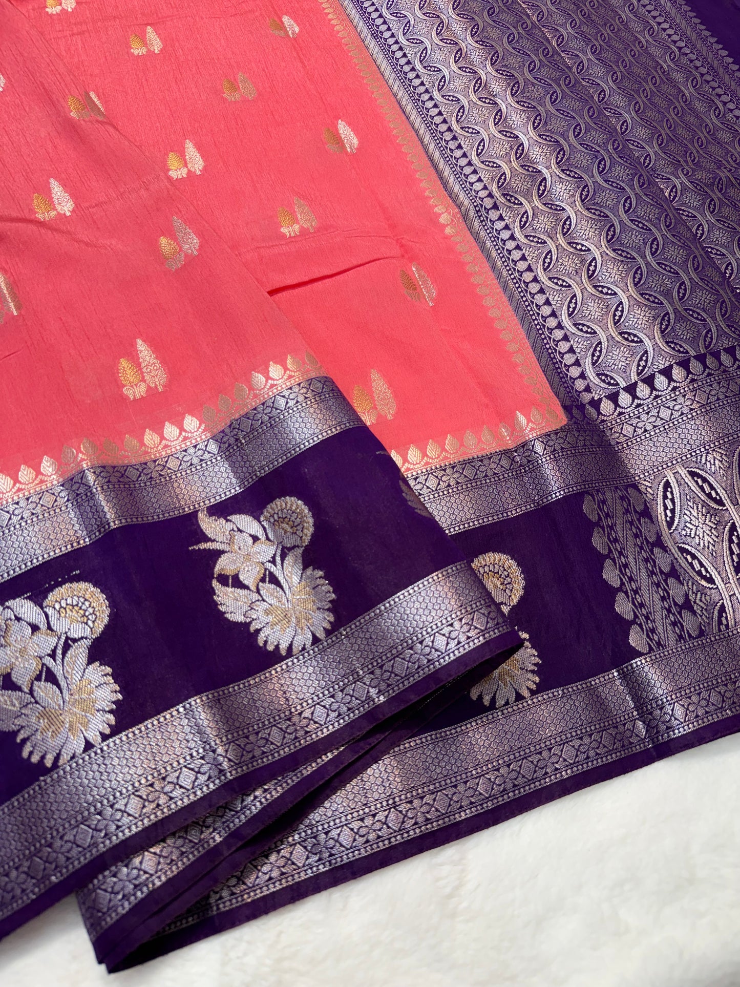Strawberry & magenta shade raw mango Banarasi premium Banarasi saree