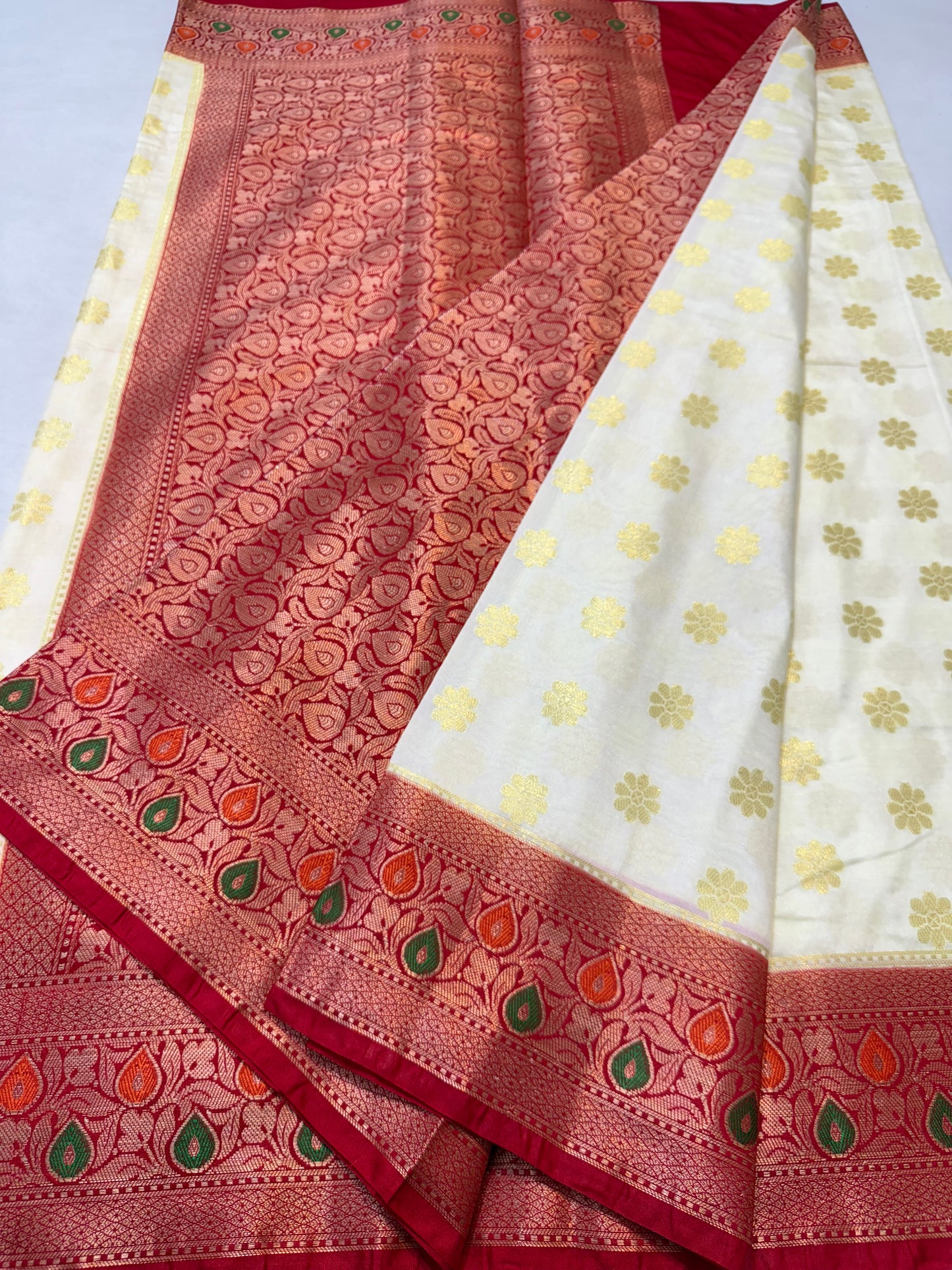 Off white & red shade  Dupion Silk premium Banarasi Saree