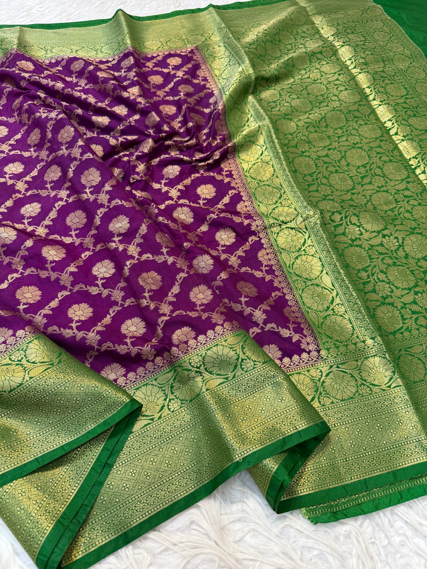 Magenta bottle green shade  Dupion Silk premium Banarasi Saree