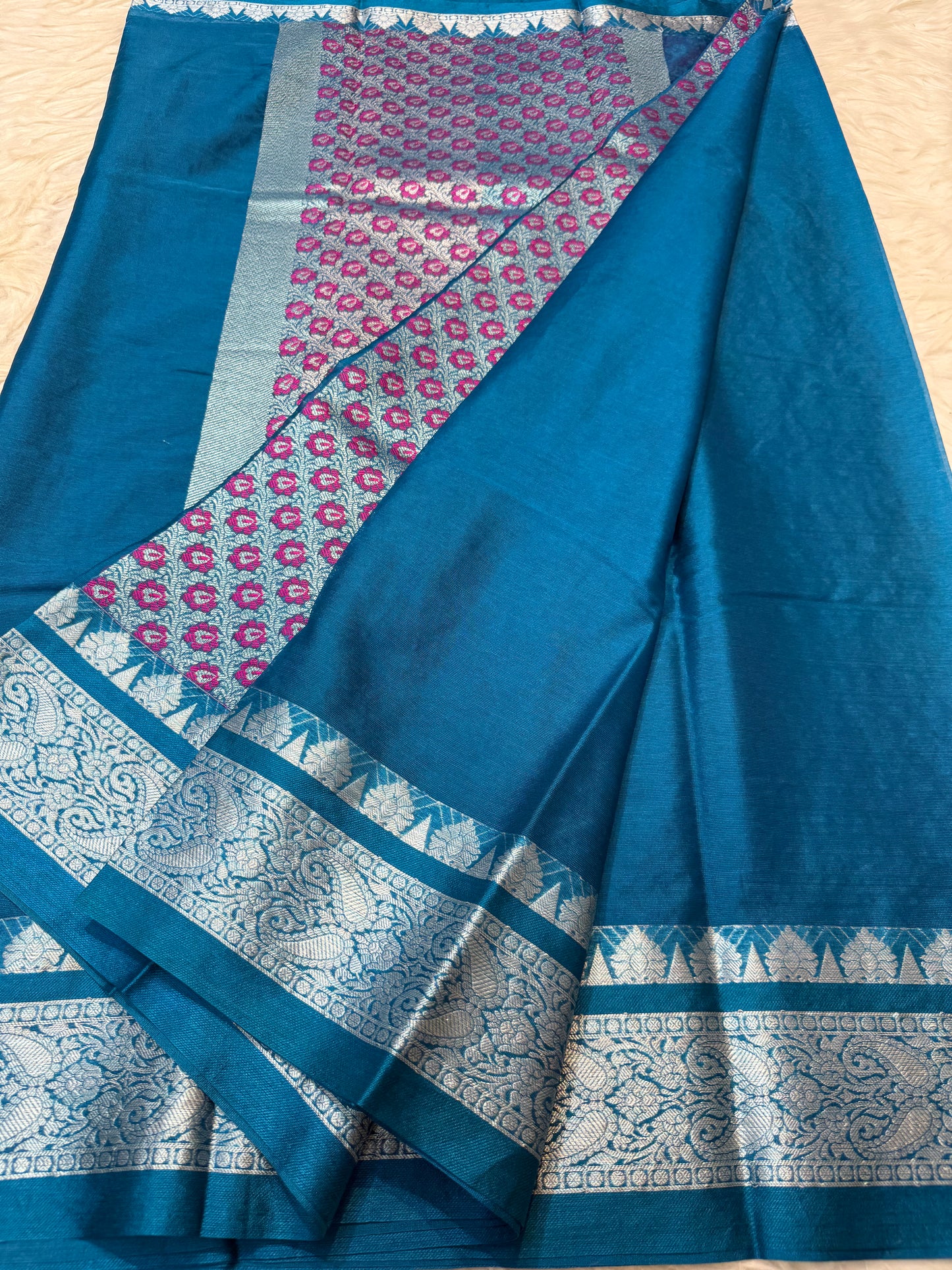 Firozi shade warm silk premium Banarasi saree
