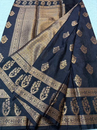 Black shade warm silk Banarasi saree