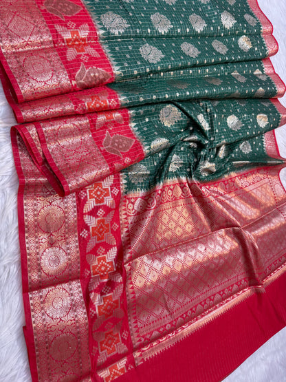 Bottel green & red Chiniya Silk premium Banarasi Saree