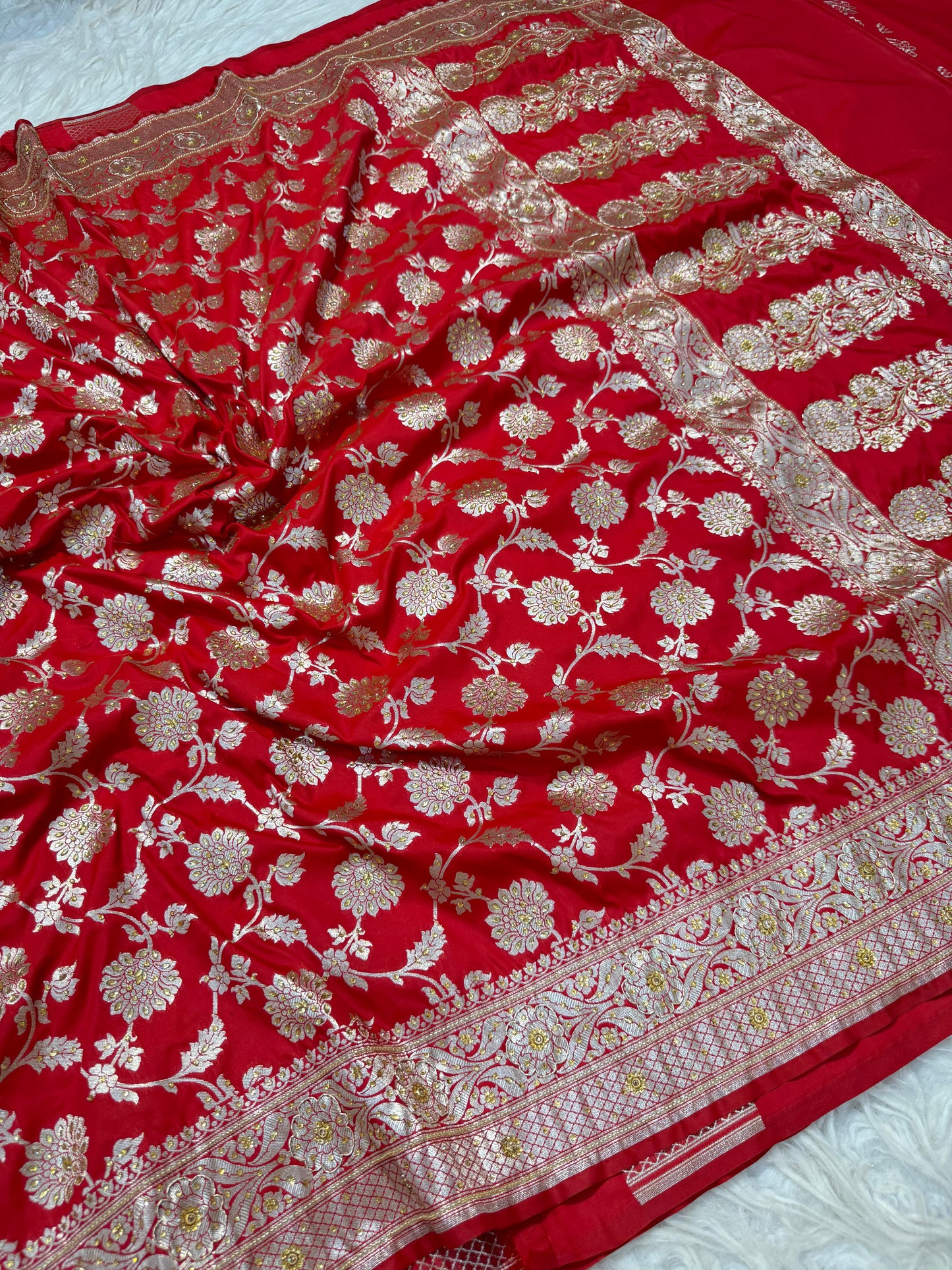 Banarasi satan katan ari & stone work saree
