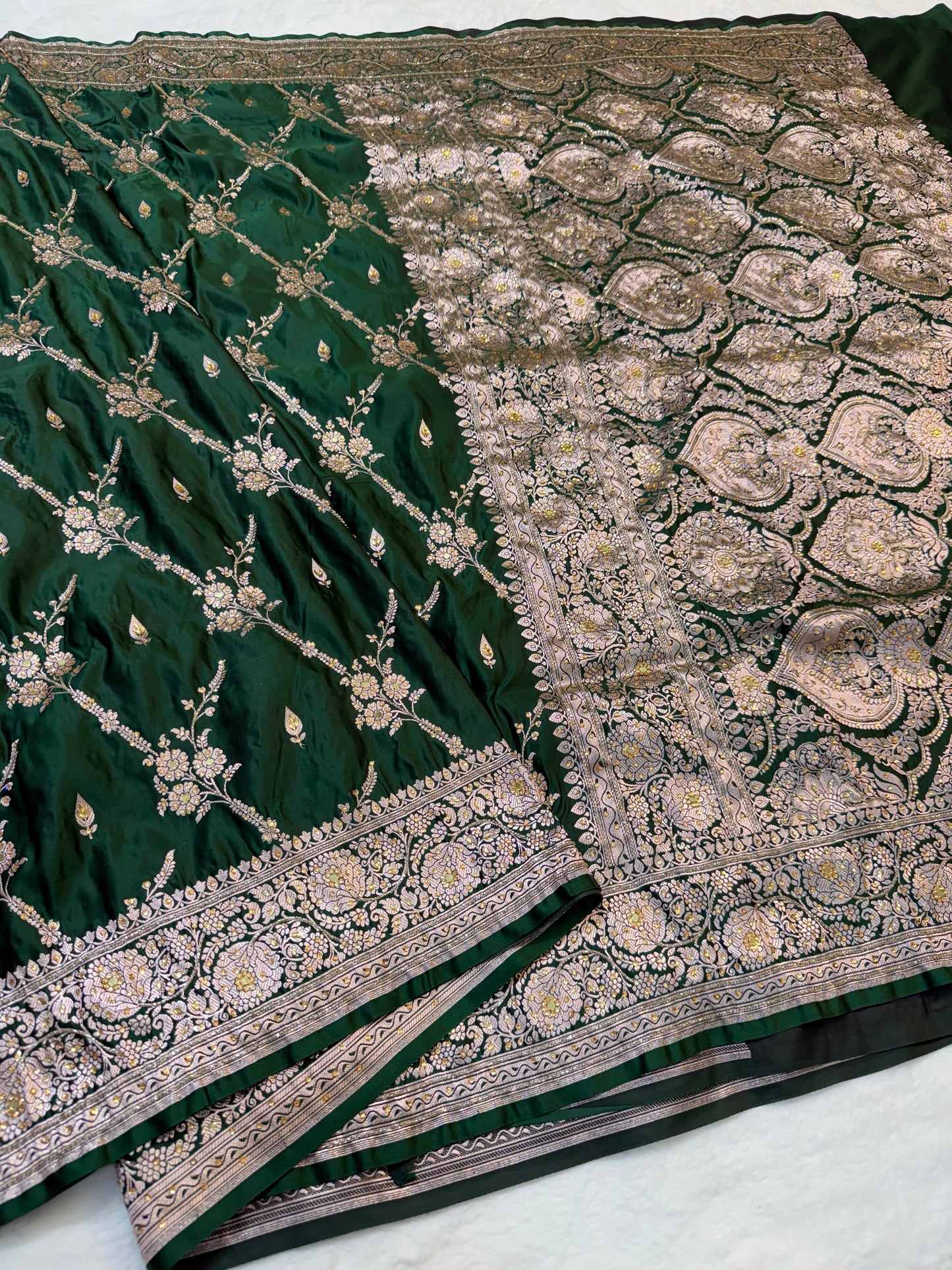 Bottel green shade Bridal Mashru ari & stone Silk Banarasi Saree