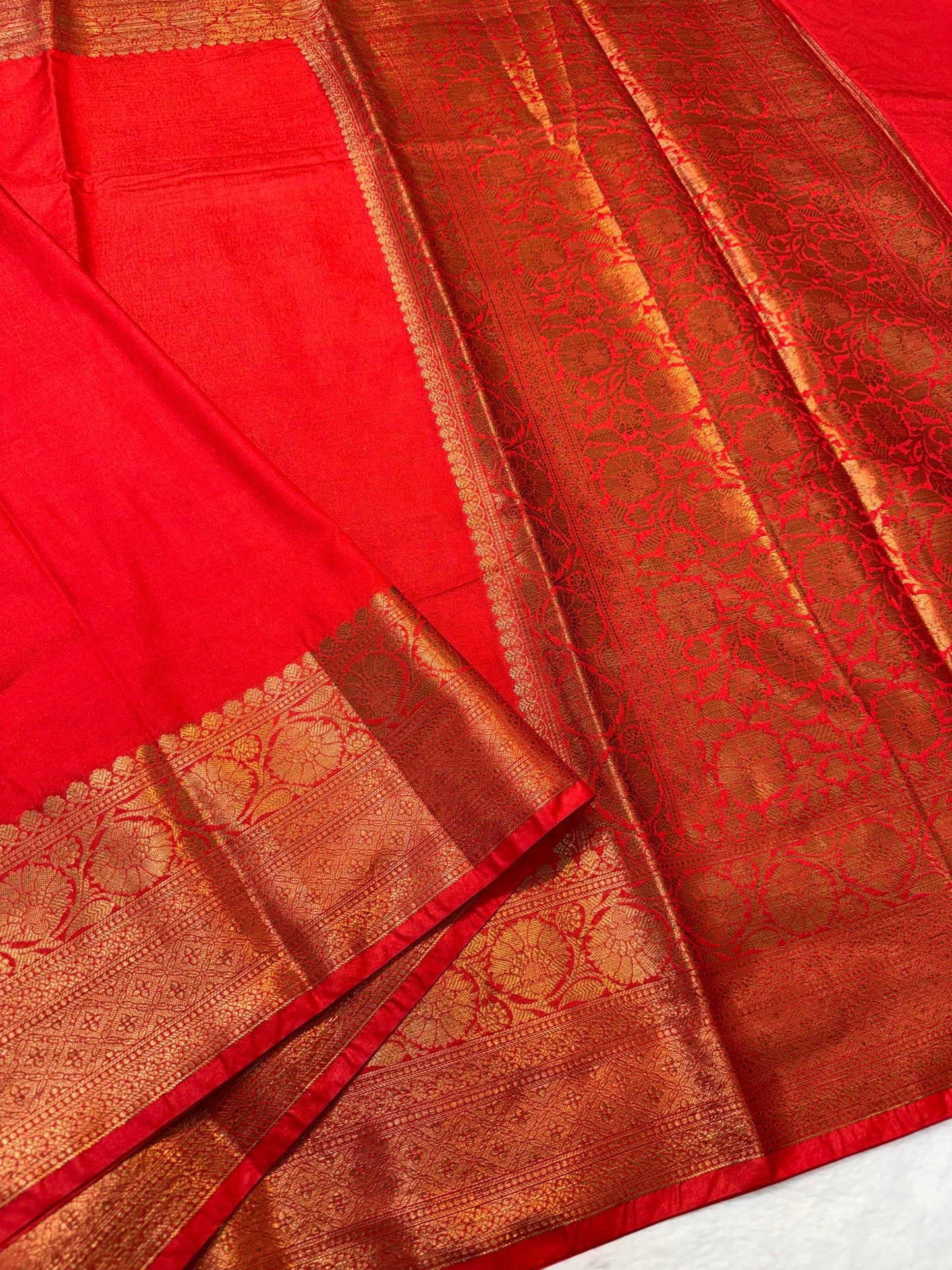 Red shade Dupion silk premium Banarasi saree