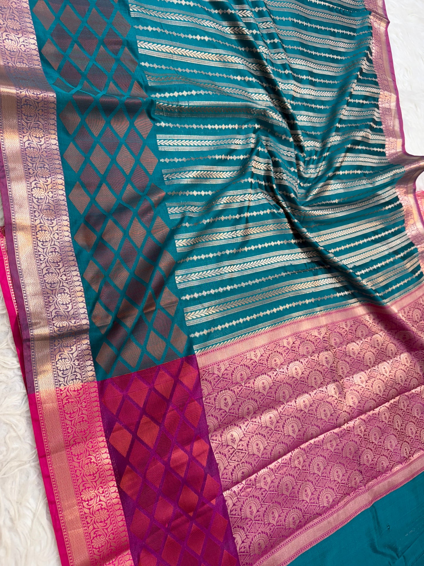 Sea green royal pink shade premium soft silk Banarasi saree
