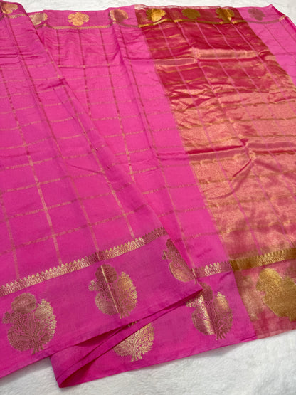 Royal pink  shade raw mango  premium Banarasi saree