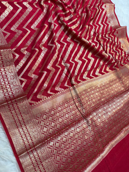 Red shade  Raw mango soft silk banarasi saree
