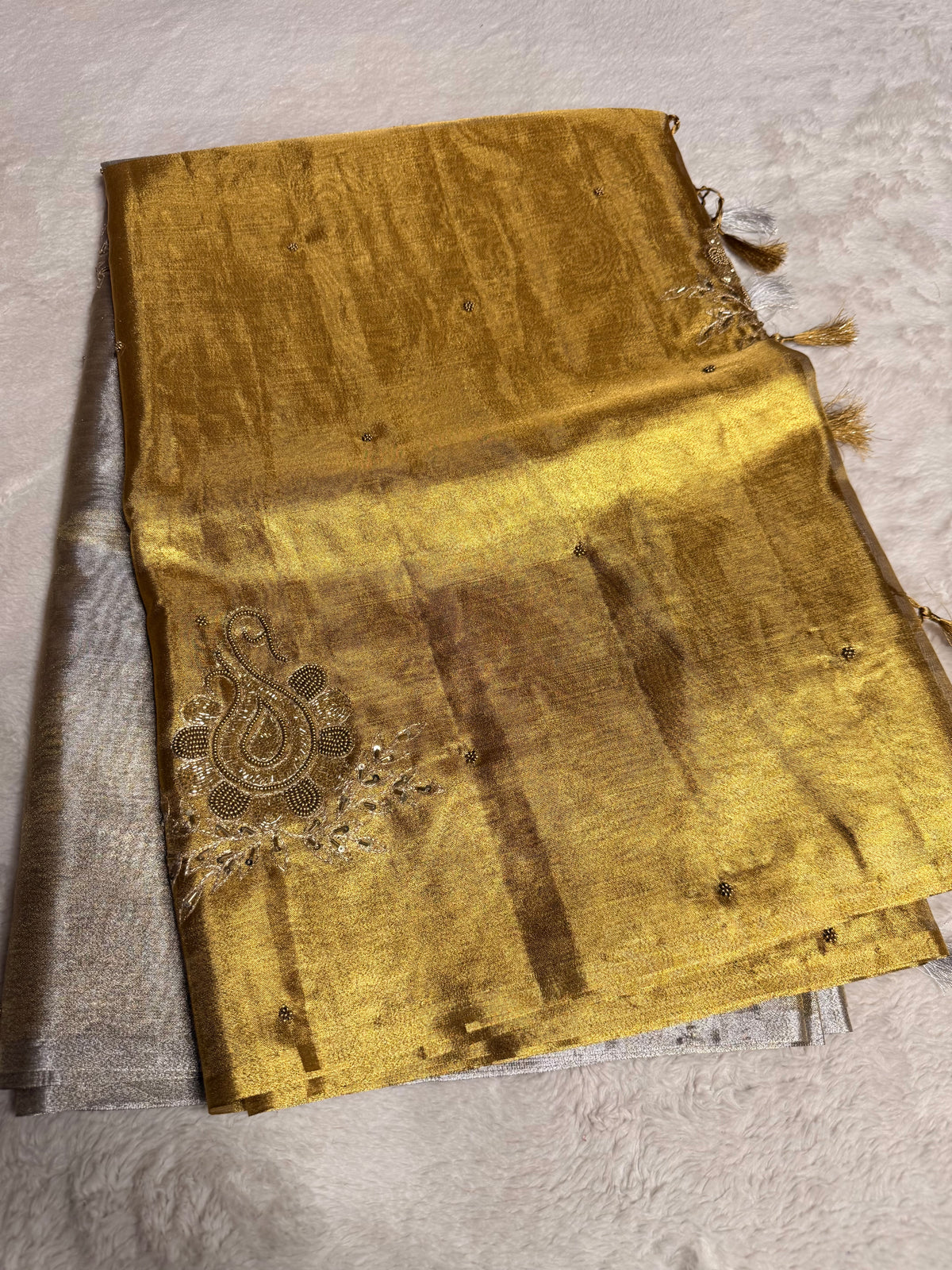 Sona chandi premium tissue Handwork Premium Banarasi Saree