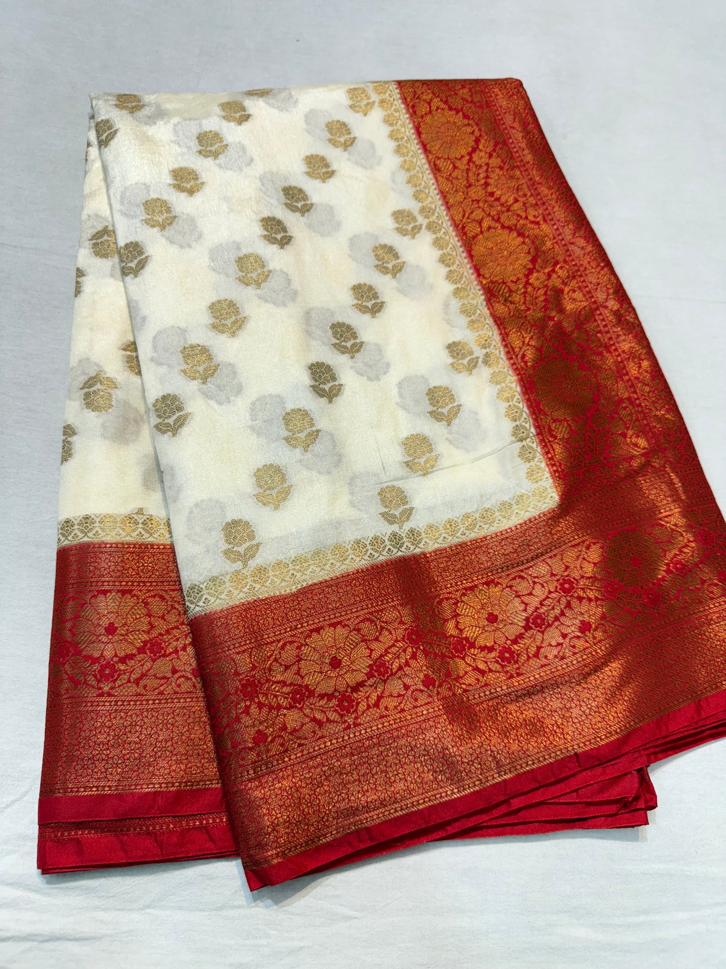 Off white red  shade Dupion Silk premium Banarasi Saree