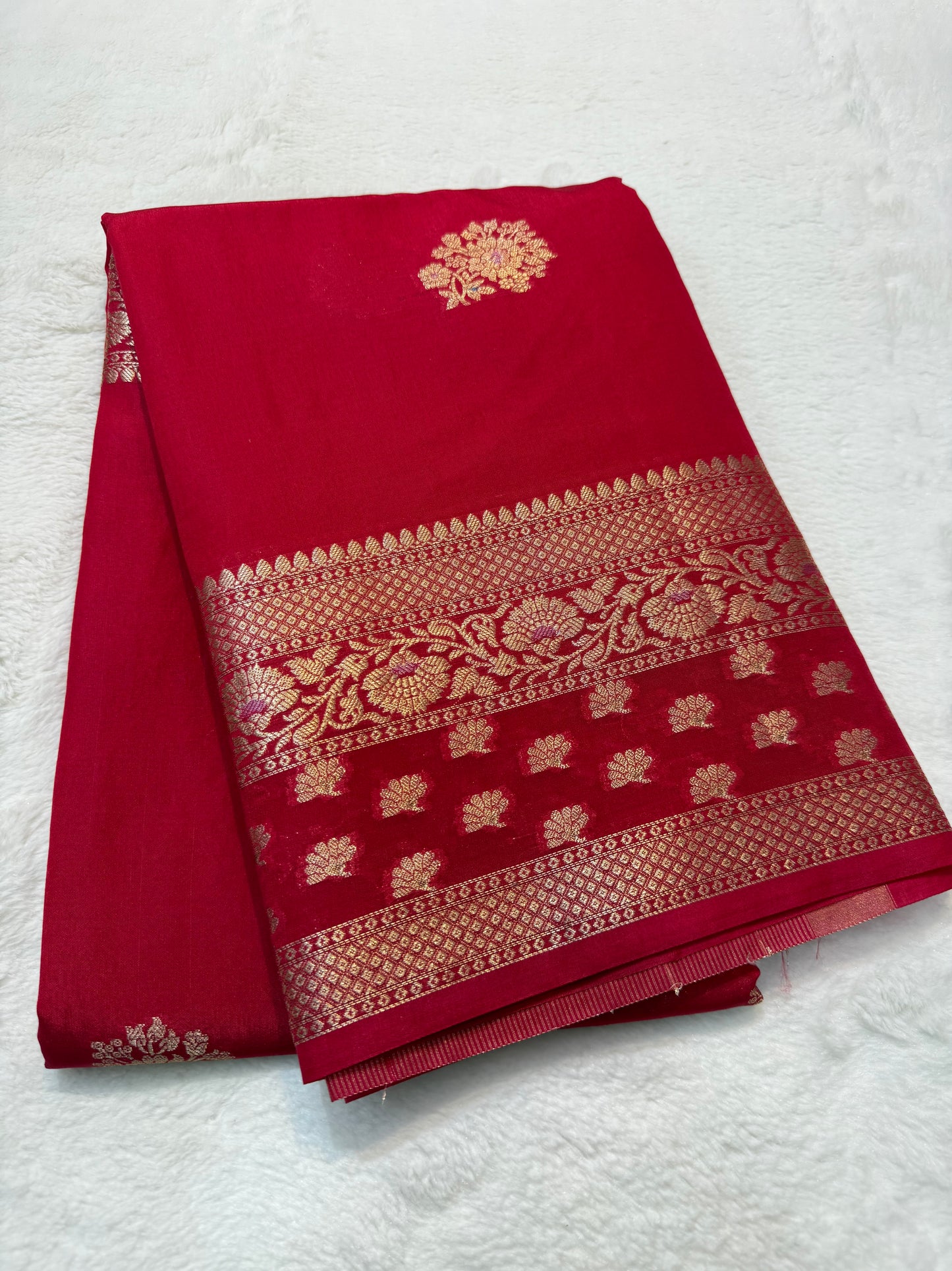 Red shade raw mango  premium Banarasi saree