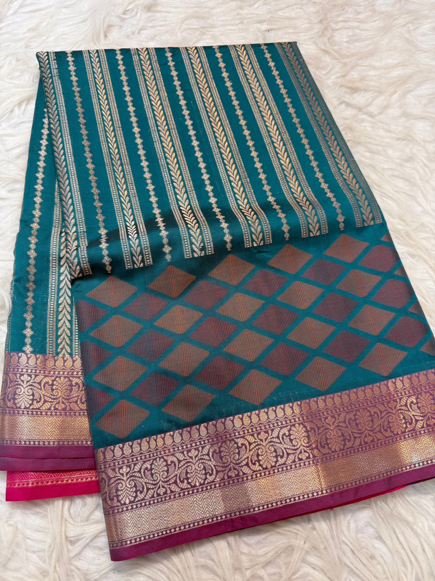 Sea green royal pink shade premium soft silk Banarasi saree
