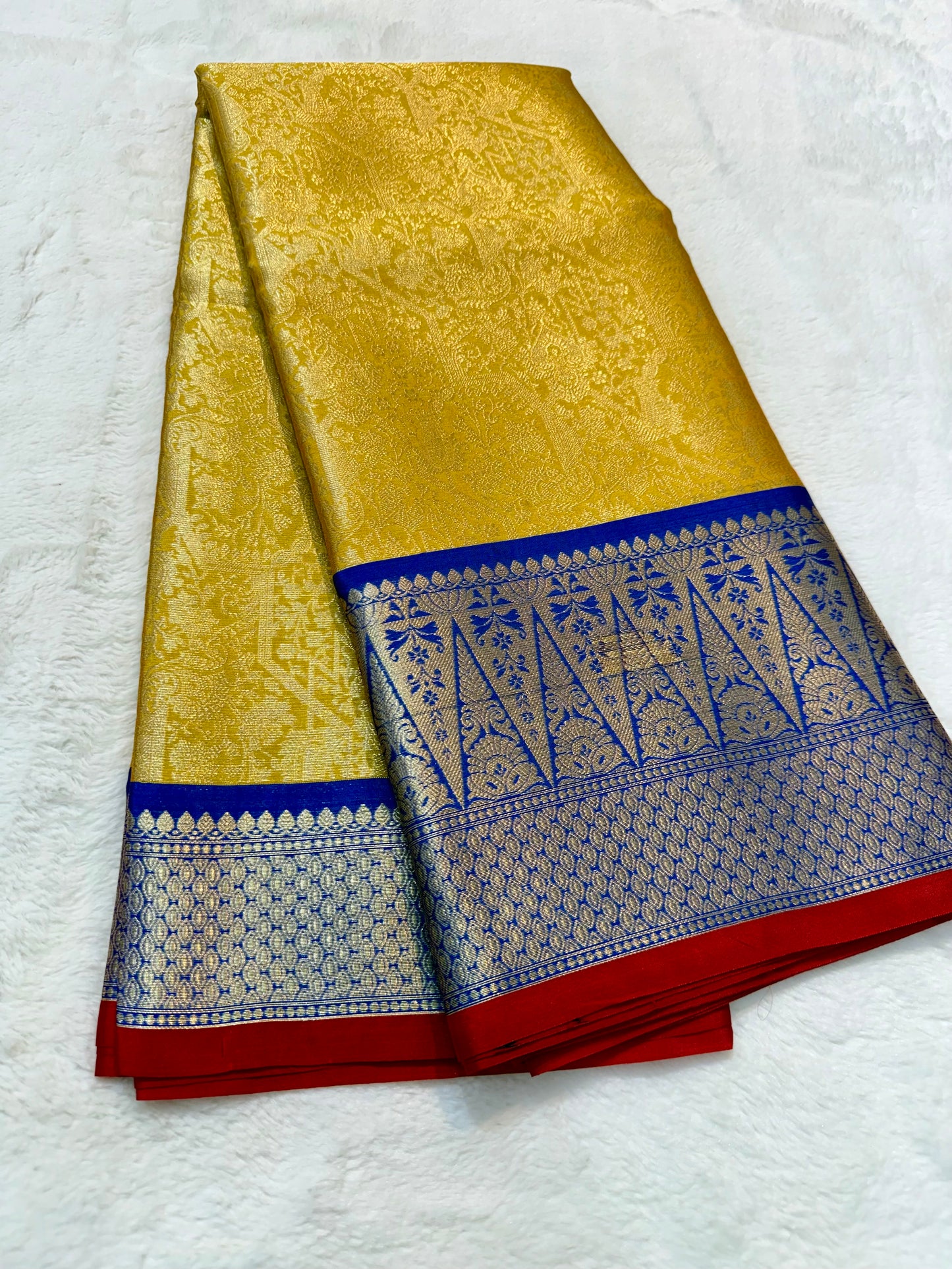 Gold & royal blue shade Kanchi silk premium Banarasi saree