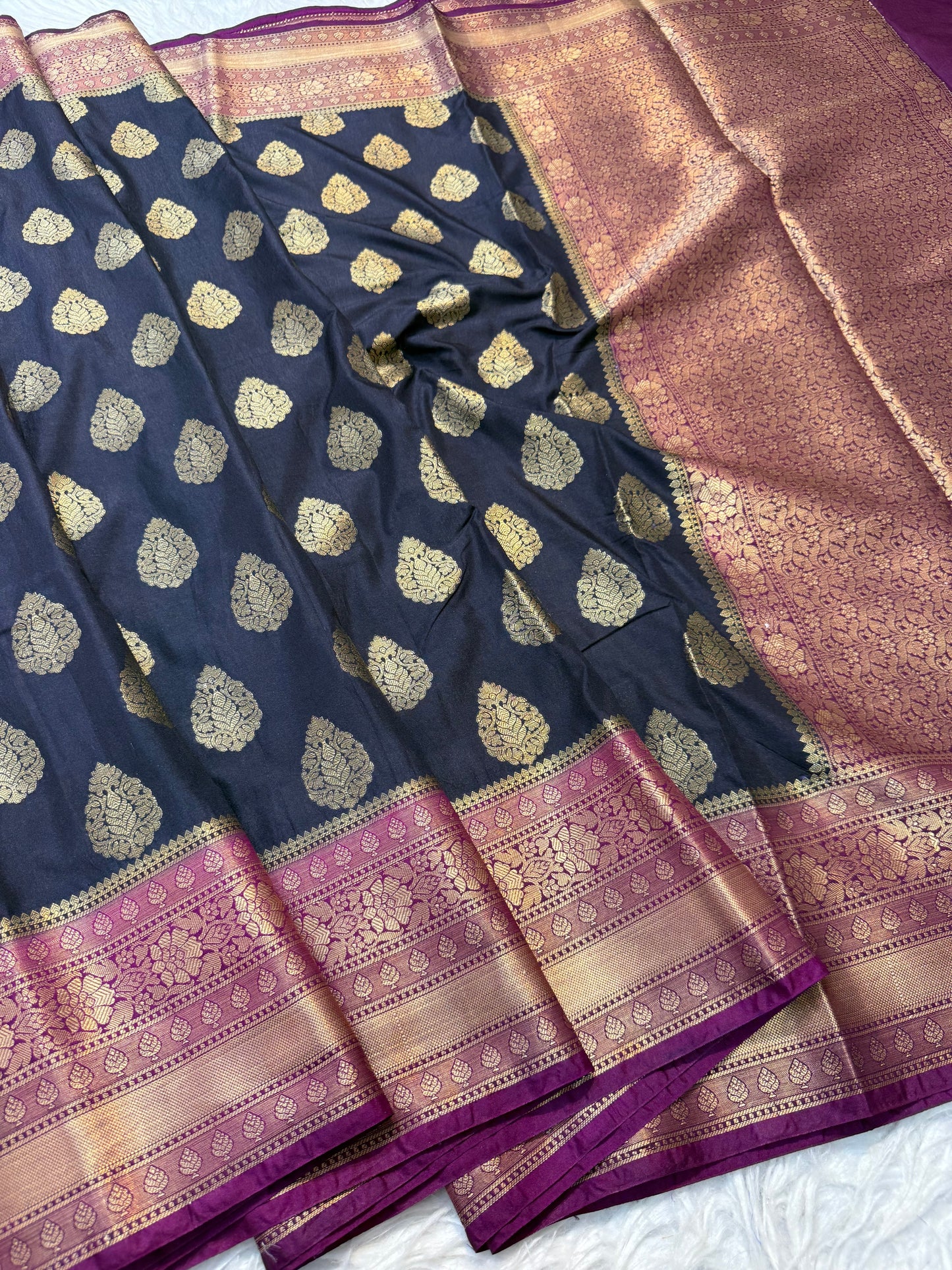 Black magenta shade Dupion Silk premium Banarasi Saree