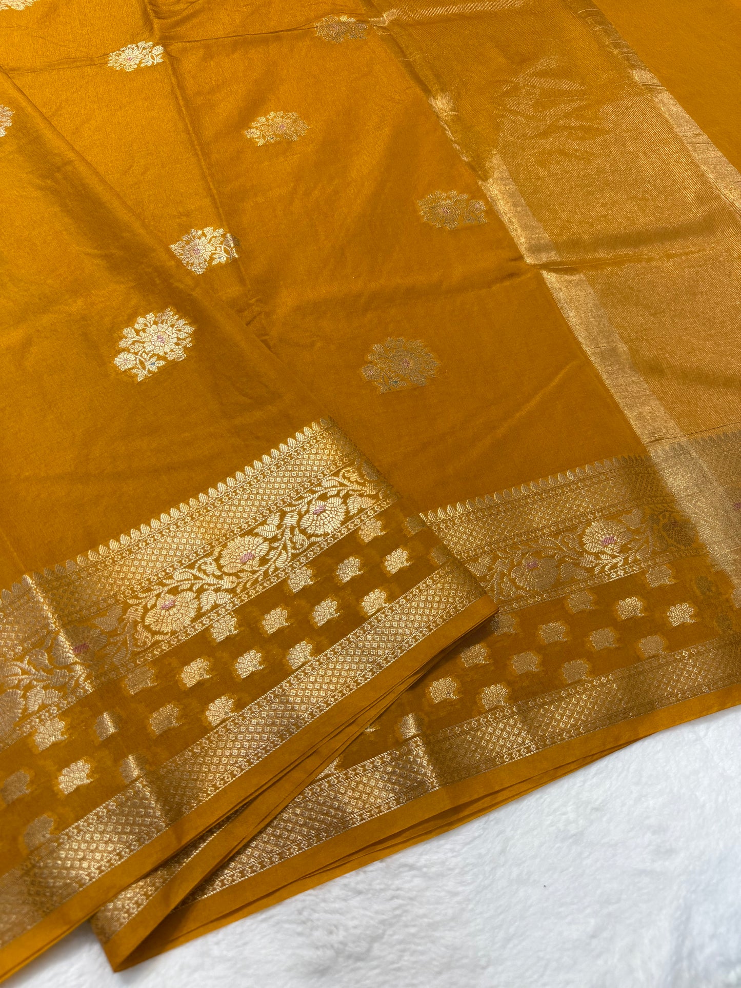 Bronze shade raw mango  premium Banarasi saree