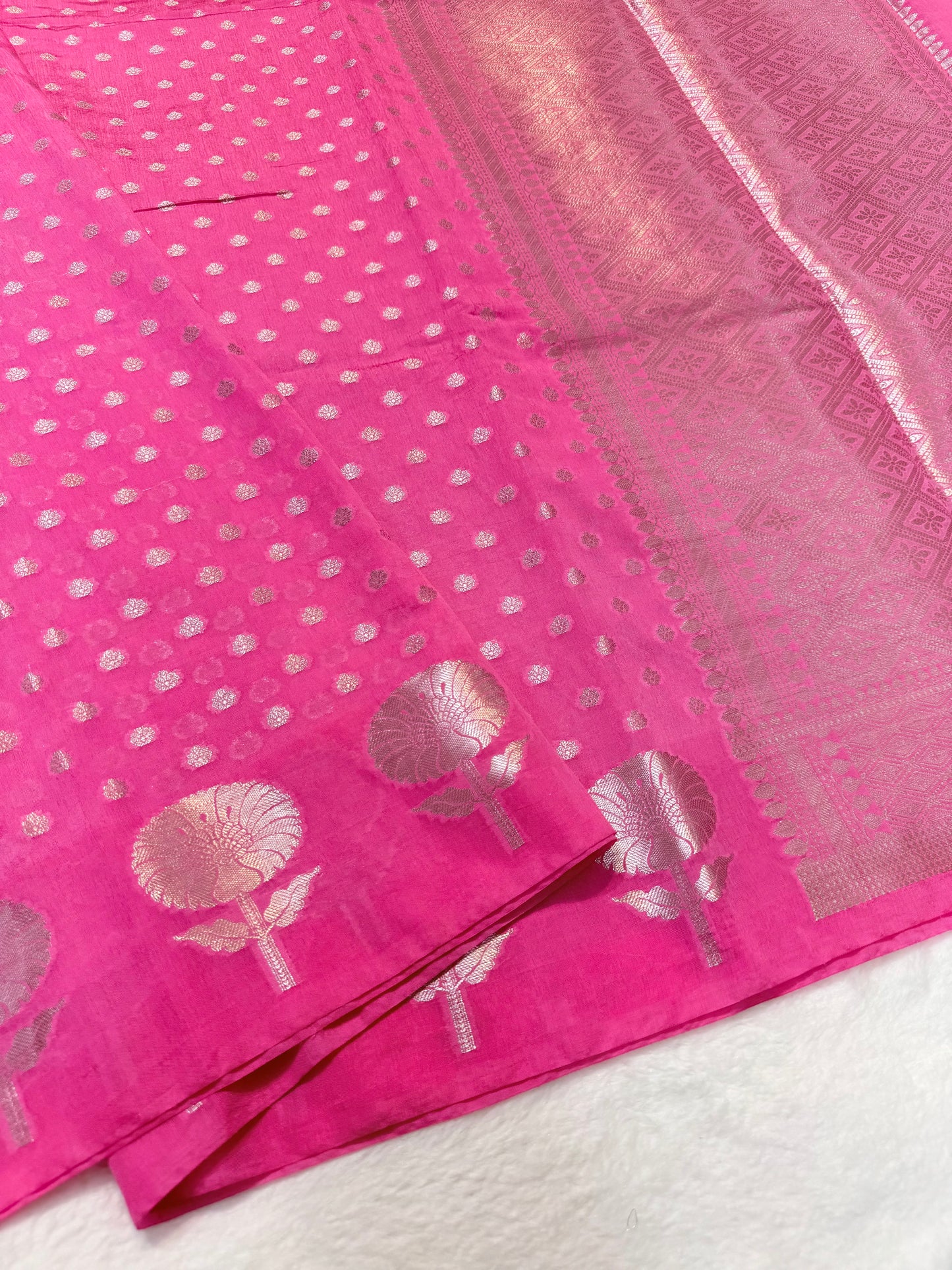 Royal pink shade raw mango  premium Banarasi saree