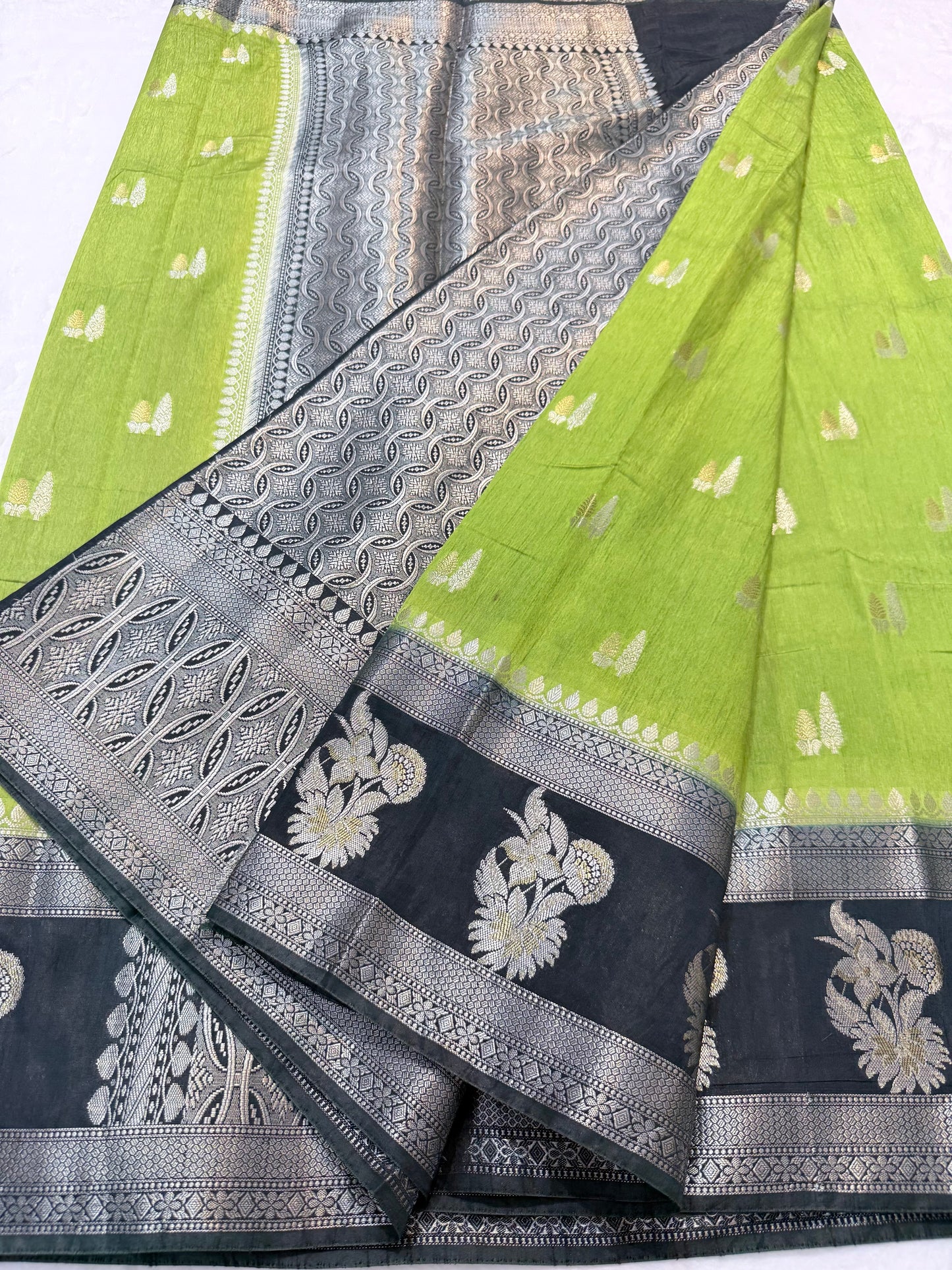 Pista green & bottle green shade raw mango Banarasi premium Banarasi saree