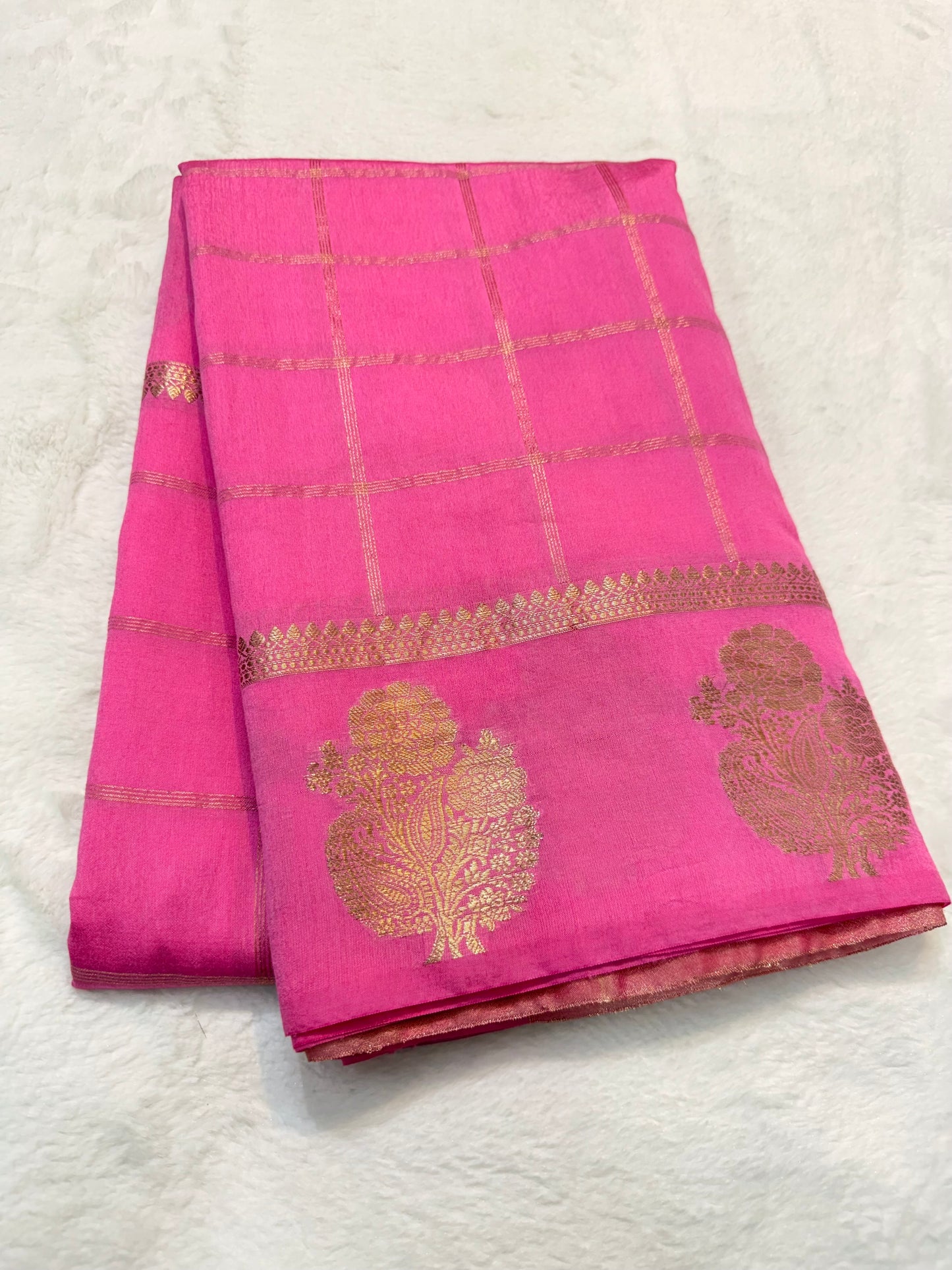 Royal pink  shade raw mango  premium Banarasi saree