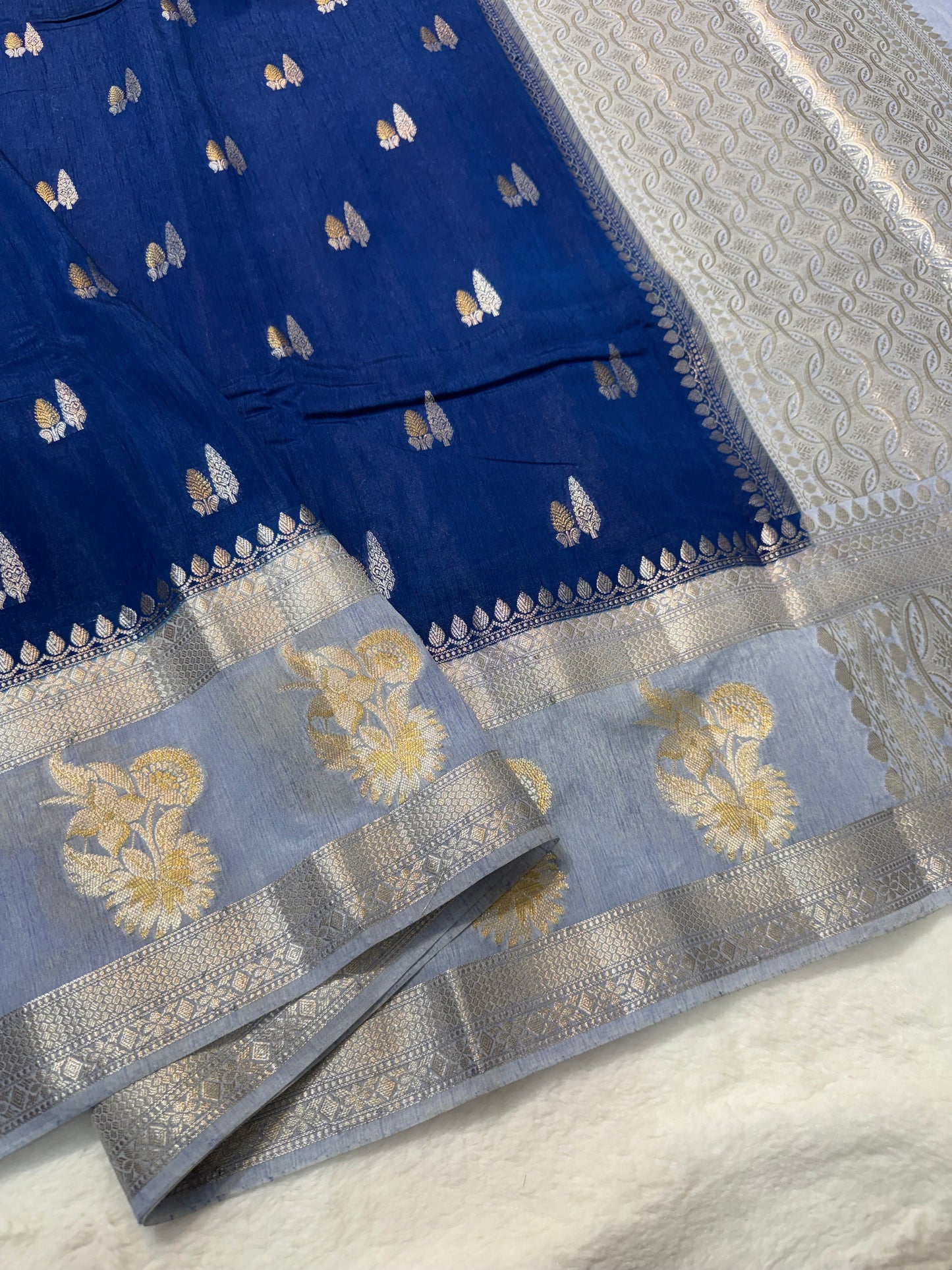 Royal blue & gray shade raw mango Banarasi premium Banarasi saree