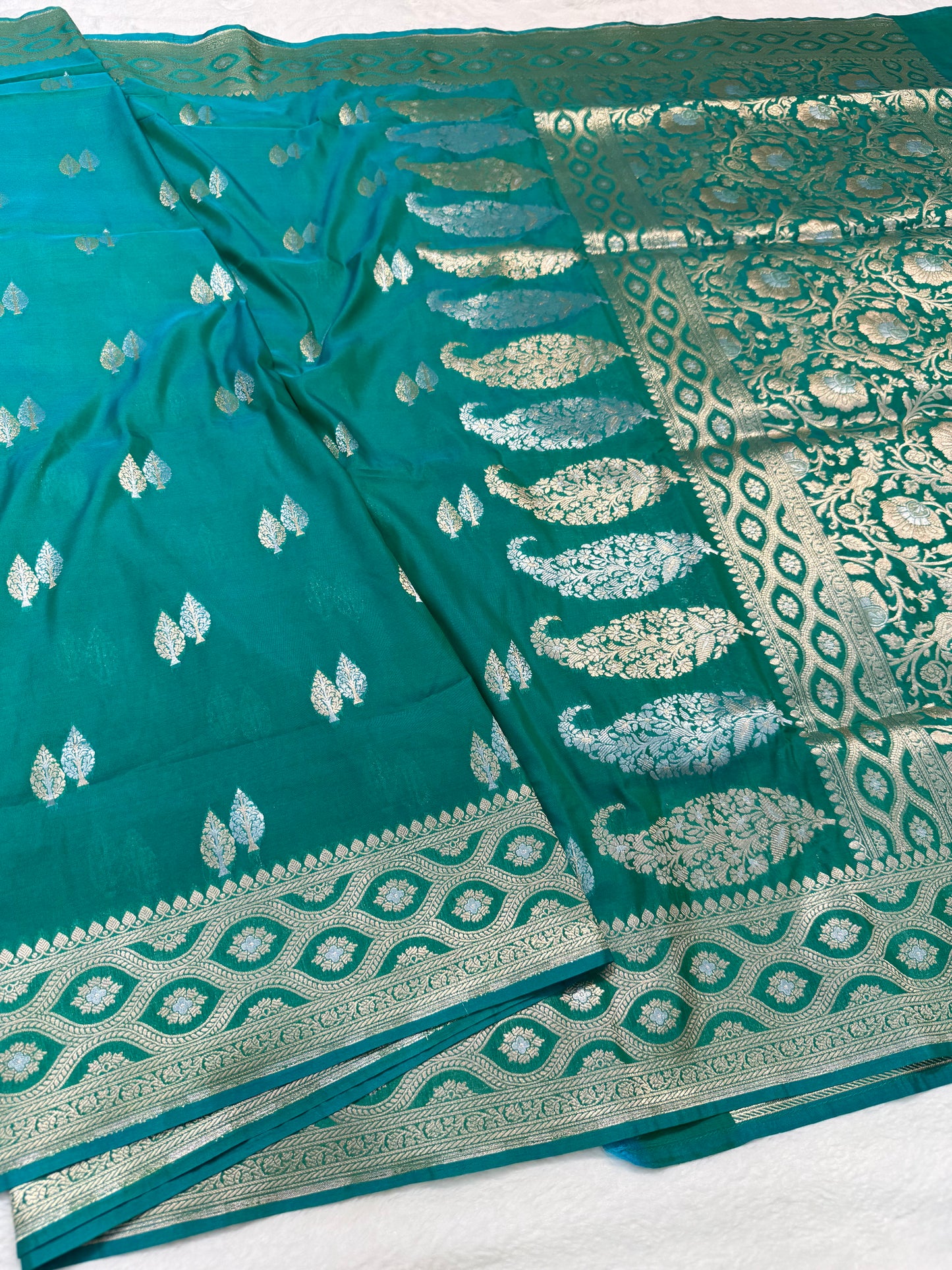 Rama green shade katan Banarasi silk Saree